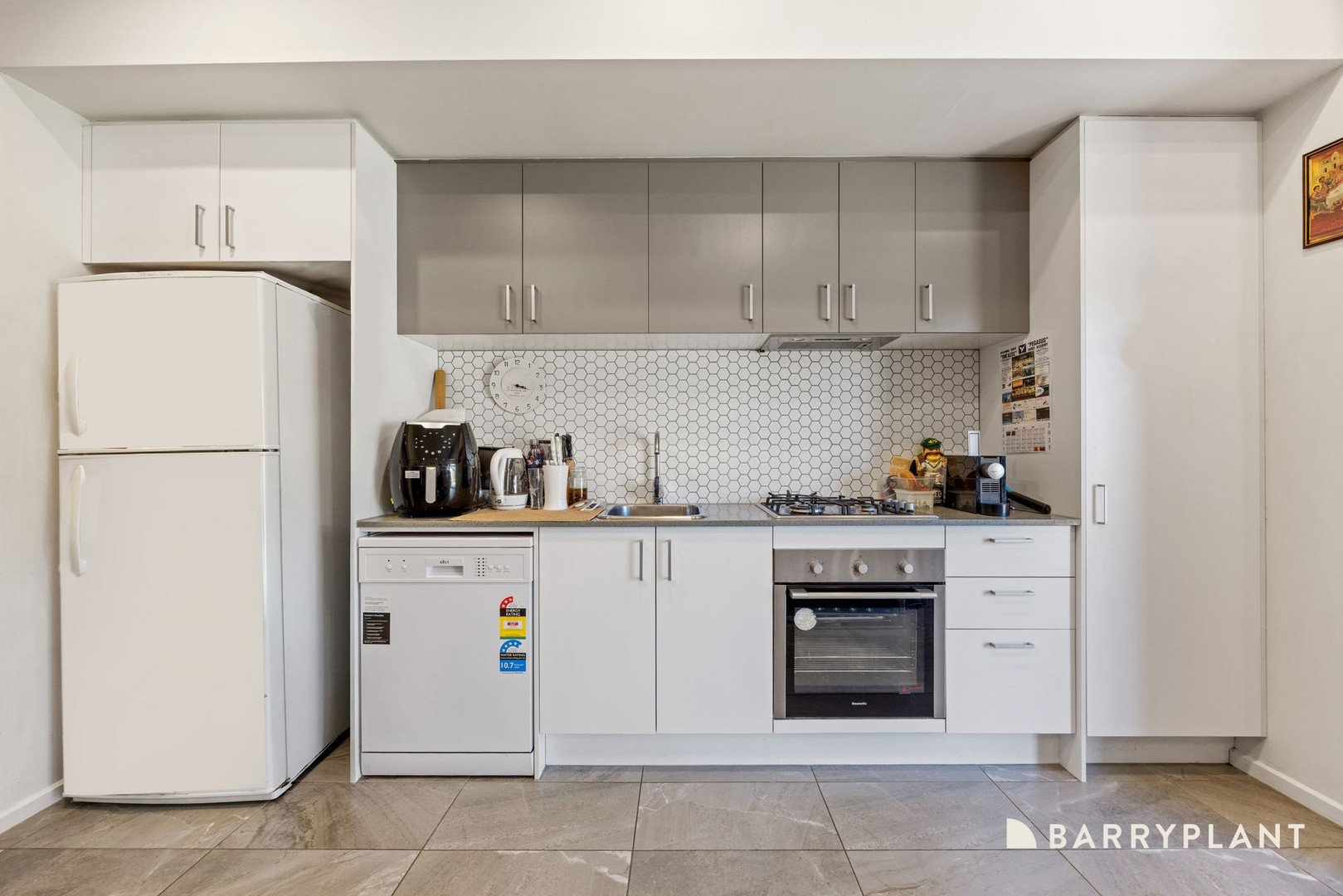 7 Hensbergh Place, Sunshine West, VIC 3020, Sunshine West - Thumbnail 4