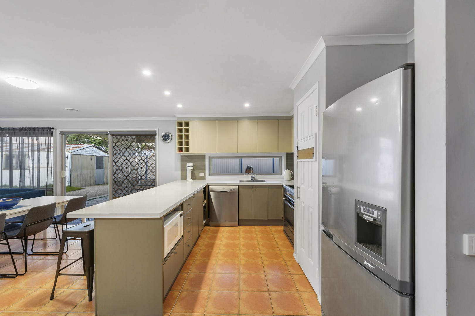 7 Hillview Court, Hillside, VIC 3037, Hillside - Thumbnail 3