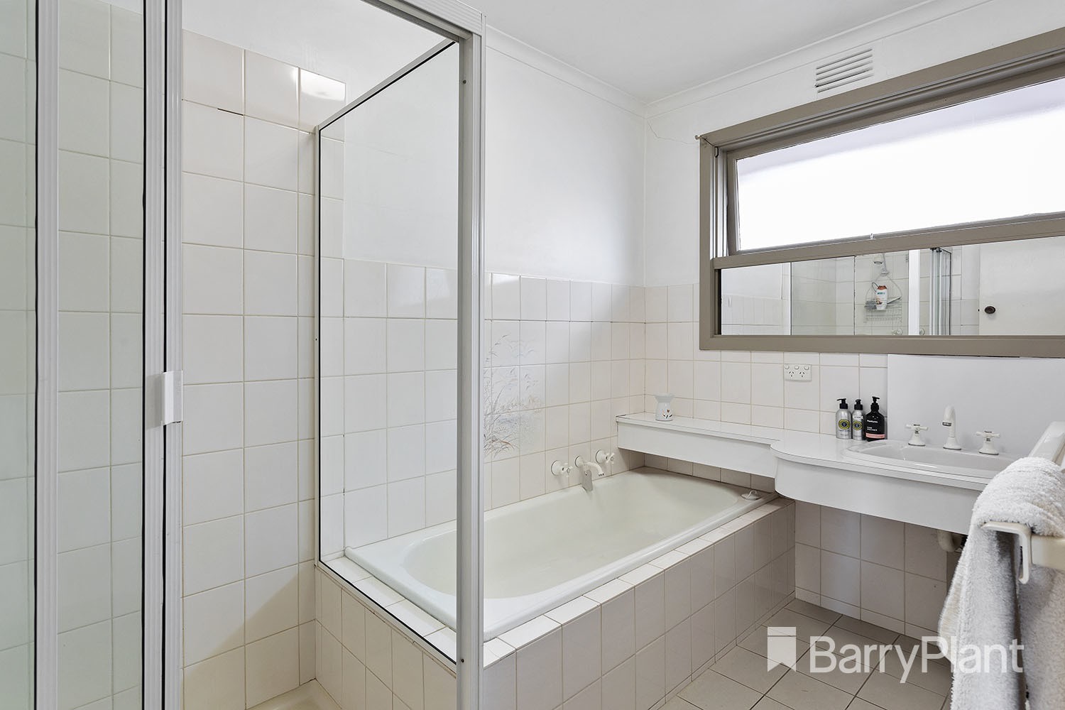 7 Holly Green Drive, Wheelers Hill, VIC 3150, Wheelers Hill - Thumbnail 8