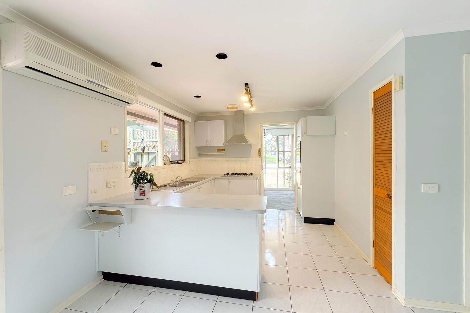 7 Horne Court, Pakenham, VIC 3810 - Thumbnail 2 - 07/11/2025