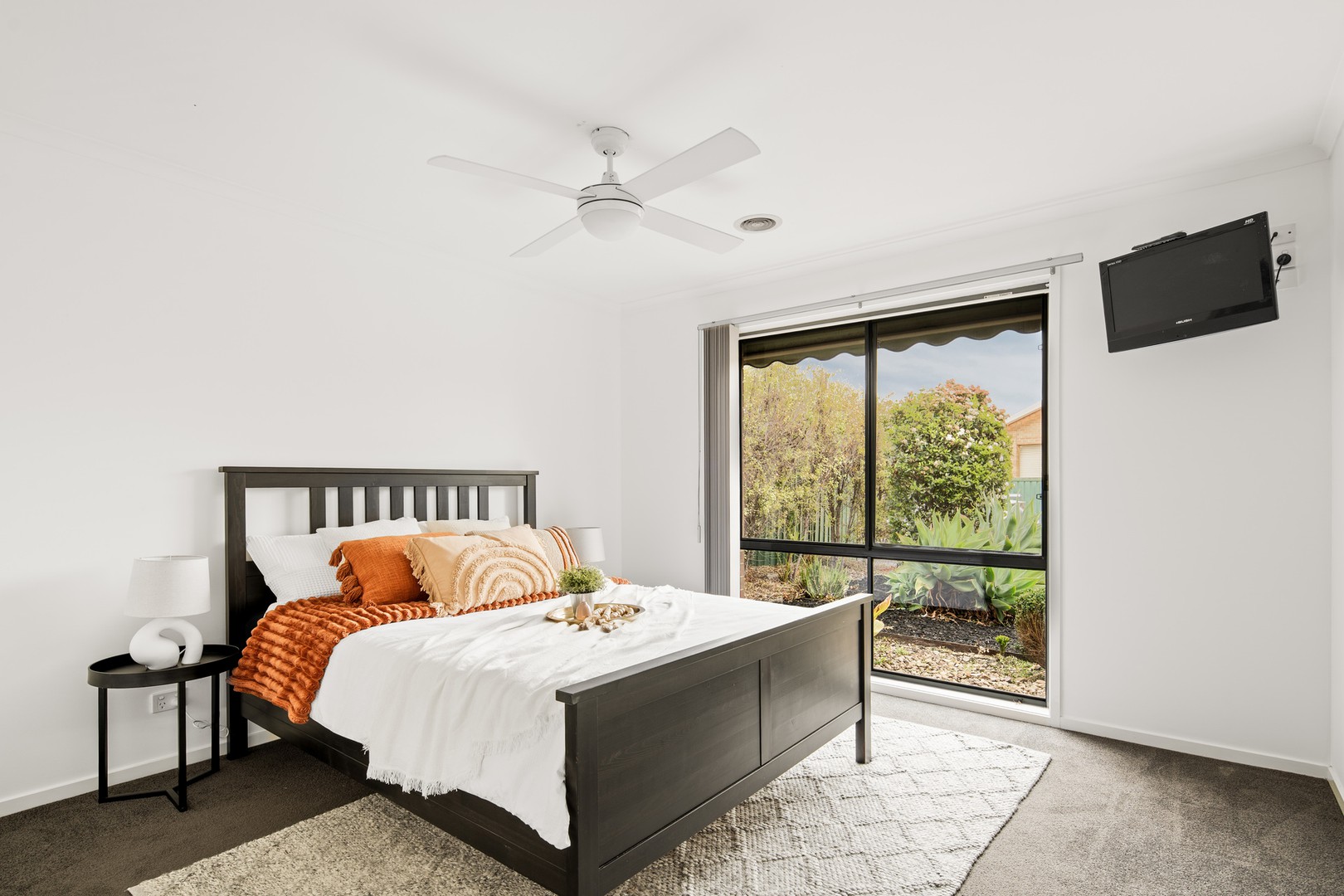 7 Housman Close, Burnside Heights, VIC 3023, Burnside - Thumbnail 3