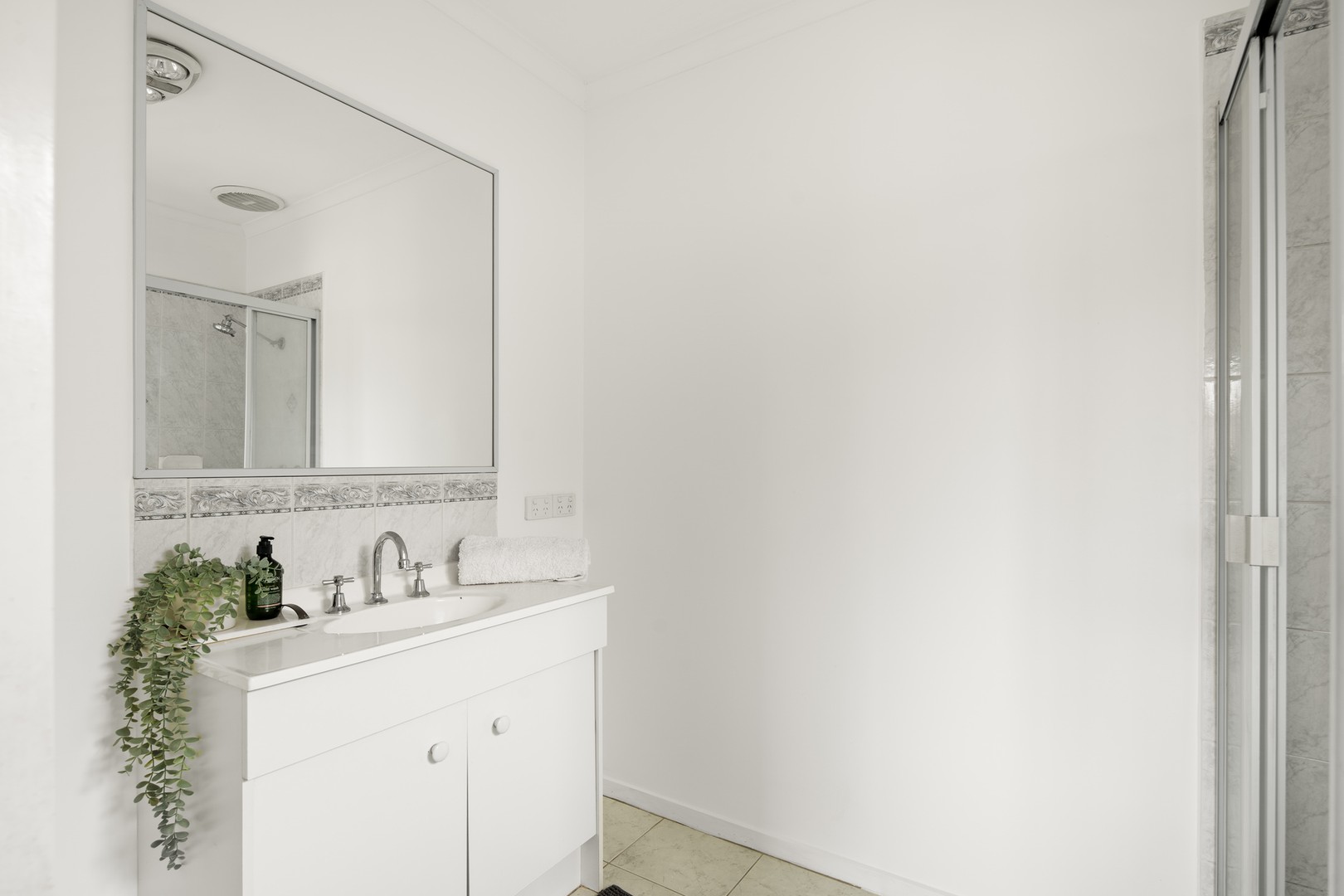 7 Housman Close, Burnside Heights, VIC 3023, Burnside - Thumbnail 4