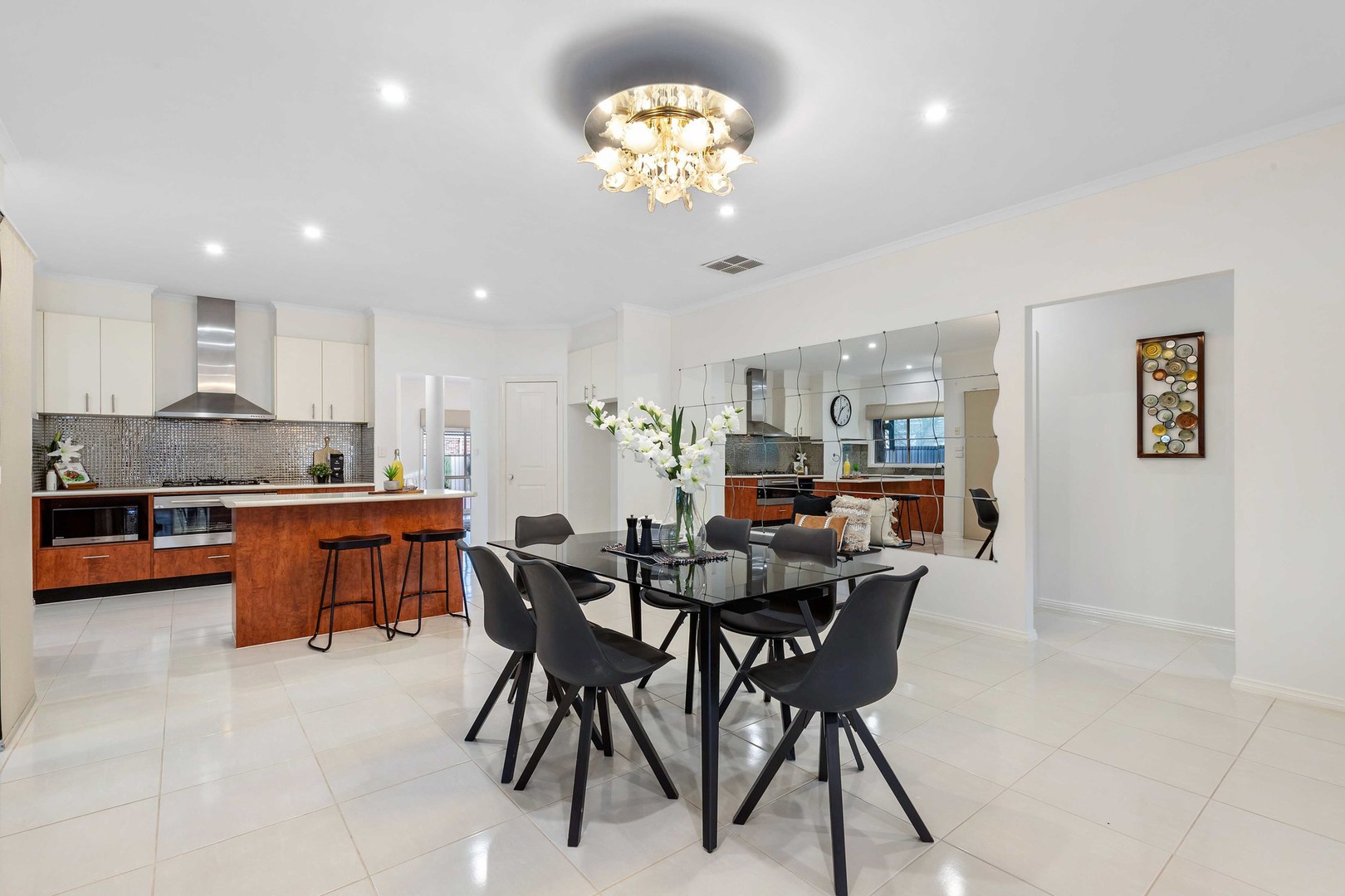 7 Hughes Place, Burnside Heights, VIC 3023, Burnside Heights - Thumbnail 7