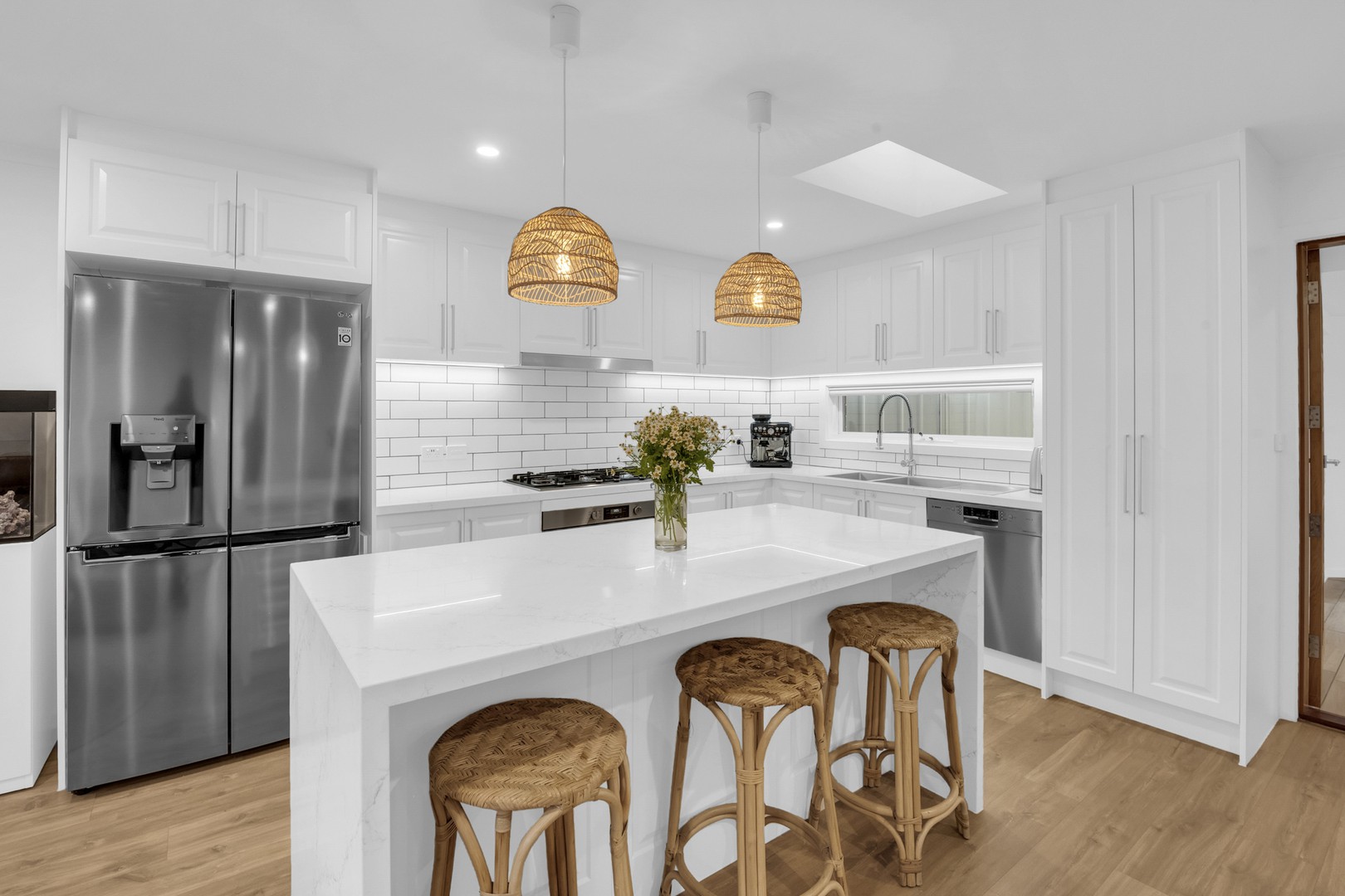 7 Ilford Court, Craigieburn, VIC 3064, Craigieburn - Thumbnail 2