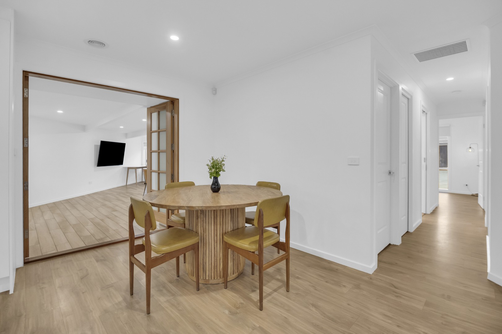 7 Ilford Court, Craigieburn, VIC 3064, Craigieburn - Thumbnail 3