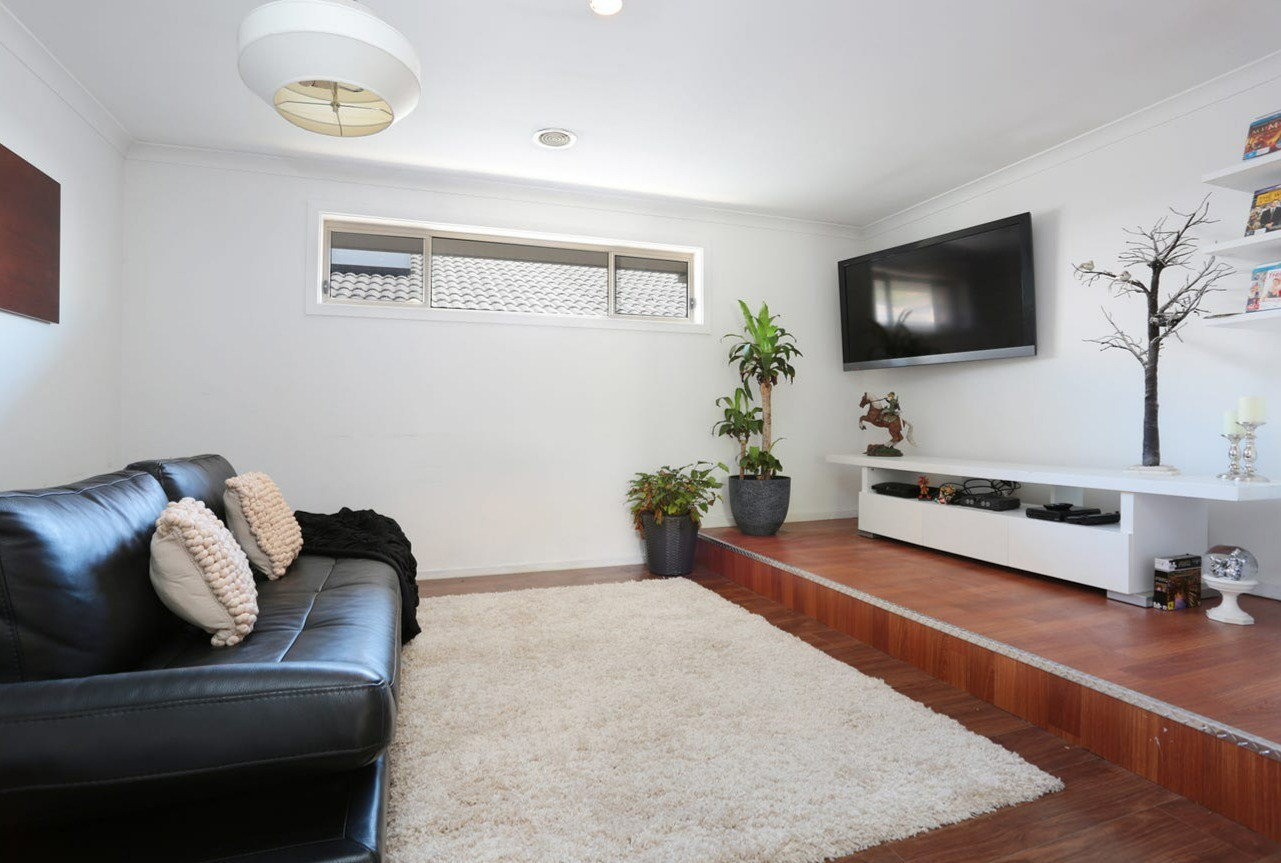 7 Insley Way, Caroline Springs, VIC 3023, Caroline Springs - Thumbnail 4