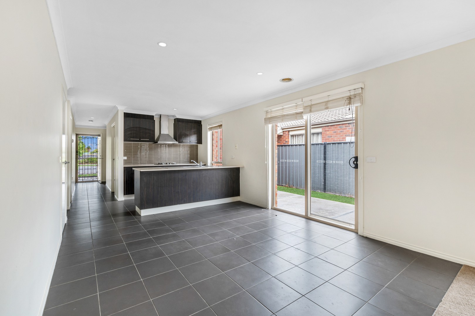 71 Inverell Parkway, Tarneit, VIC 3029, Tarneit - Thumbnail 4
