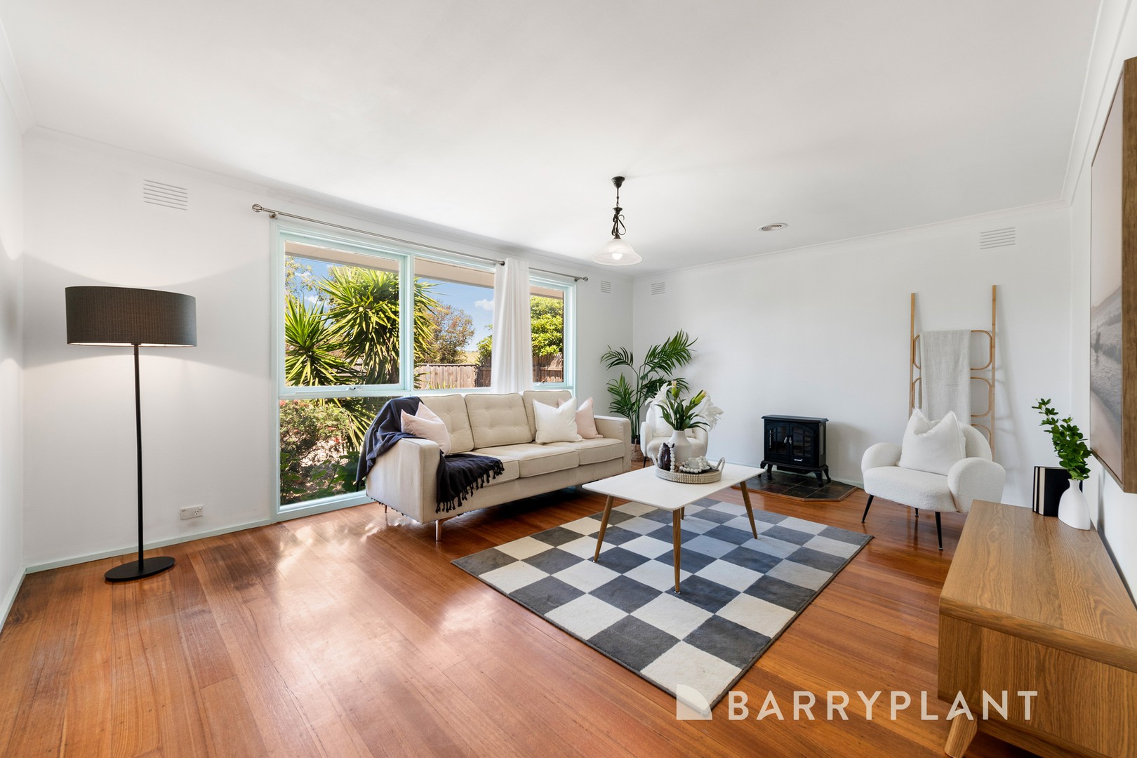 7 Irving Road, Melton, VIC 3337, Melton - Thumbnail 4