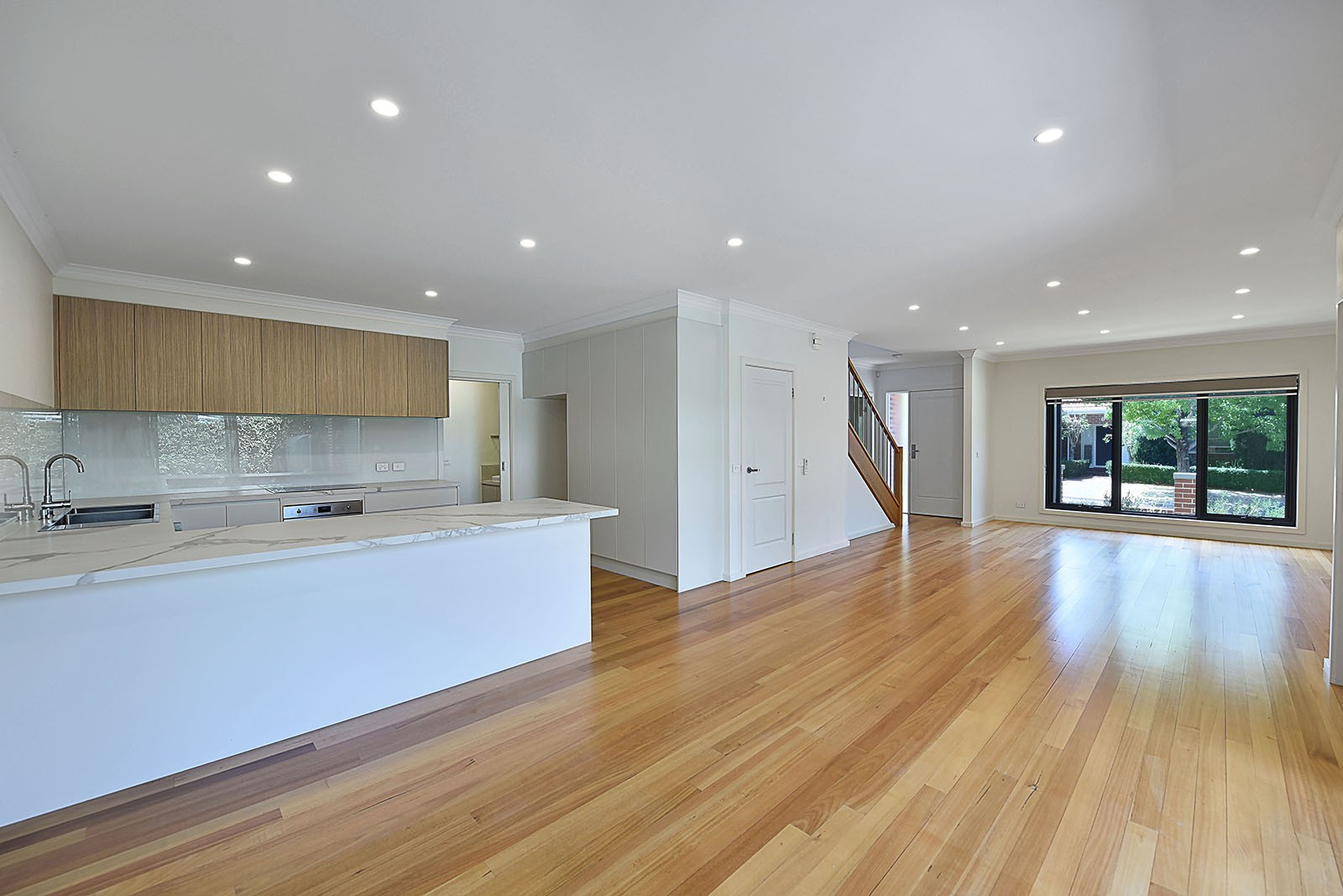 7 James Street, Strathmore, VIC 3041, Strathmore - Thumbnail 2