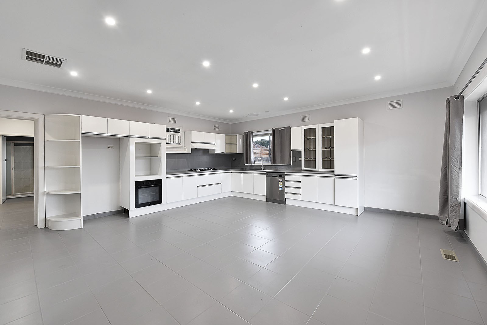 7 Kalgoorlie Ct, Campbellfield, VIC 3061 - Thumbnail 2 - 19/06/2026