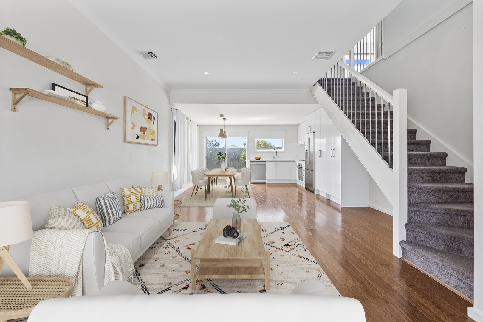 7 Kangaroo Paw Court, Taylors Lakes, VIC 3038, Keilor - Thumbnail 2