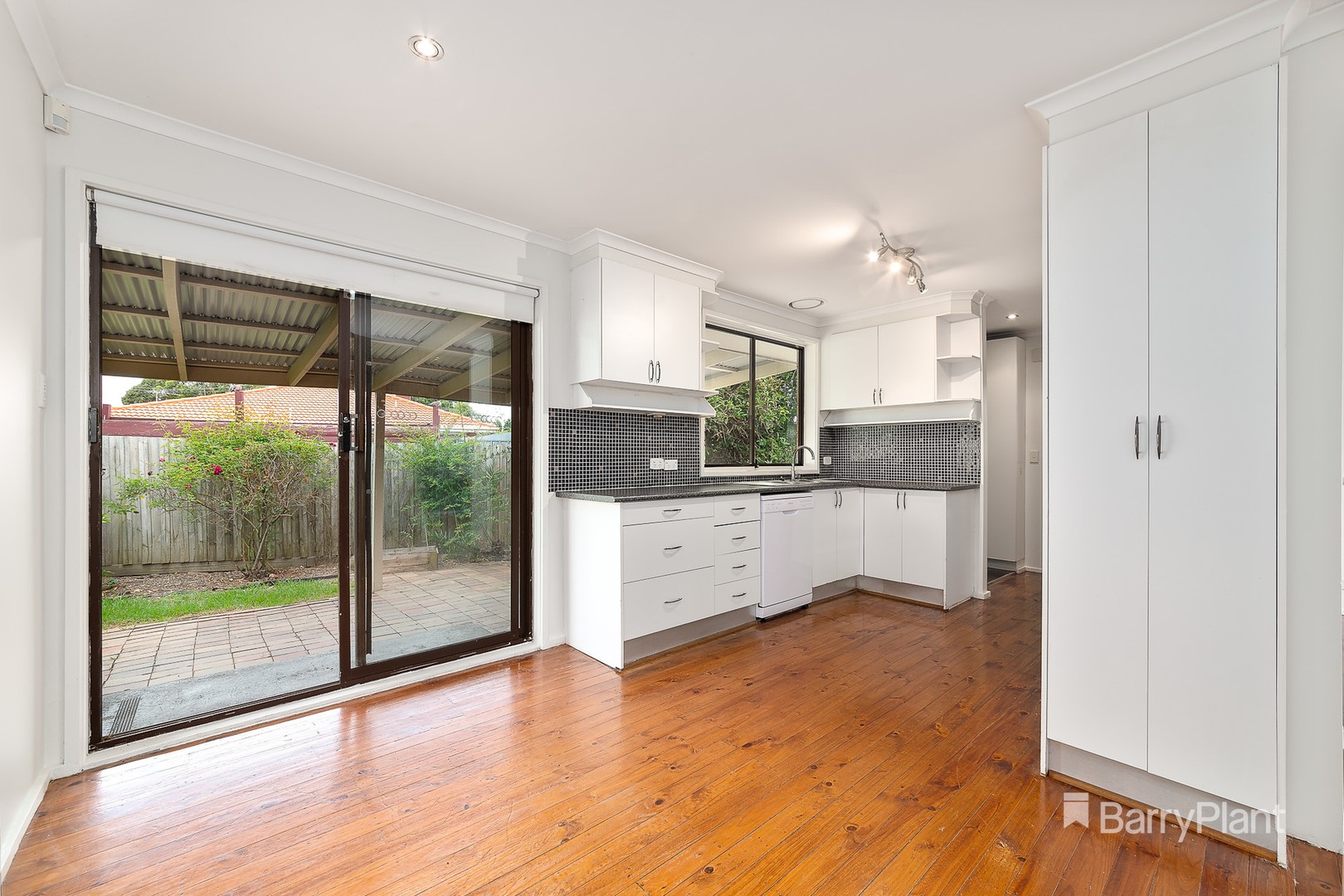 7 Karloo Close, Epping, VIC 3076, Epping - Thumbnail 4