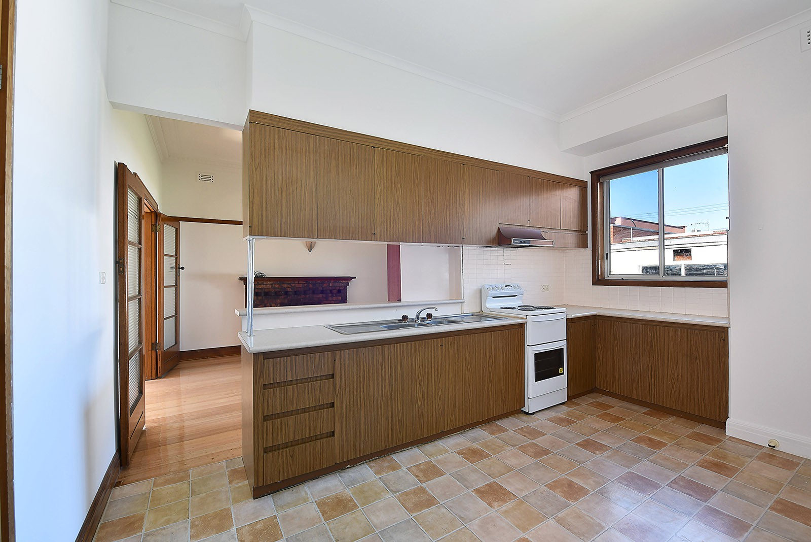 7 Keam  Street, Essendon North, VIC 3041 - Thumbnail 2 - 10/03/2022