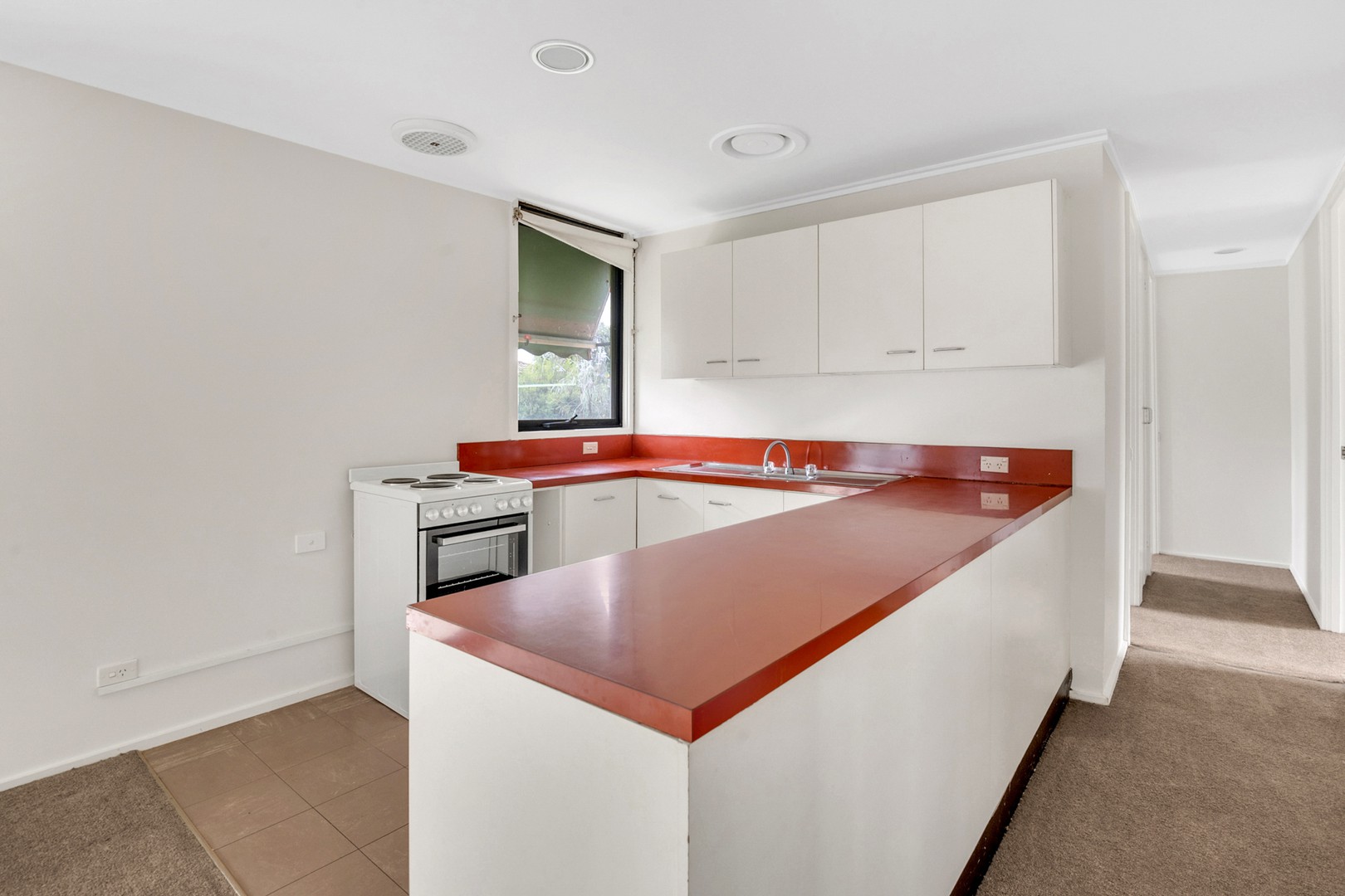 7 Kenley Court, Meadow Heights, VIC 3048, Meadow Heights - Thumbnail 2