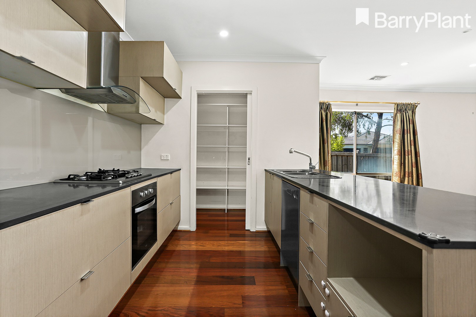 7 Kenton Avenue, Williams Landing, VIC 3027, Williams Landing - Thumbnail 3