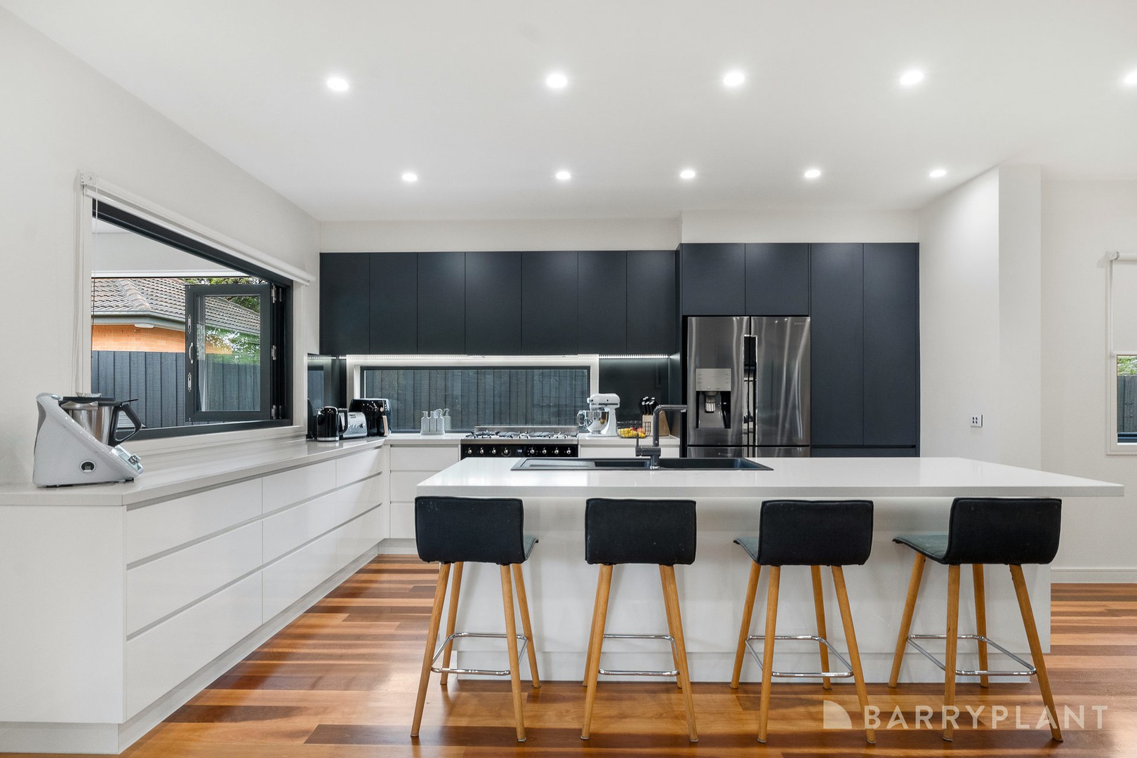 7 Kilsyth Avenue, Kilsyth, VIC 3137, Kilsyth - Thumbnail 2