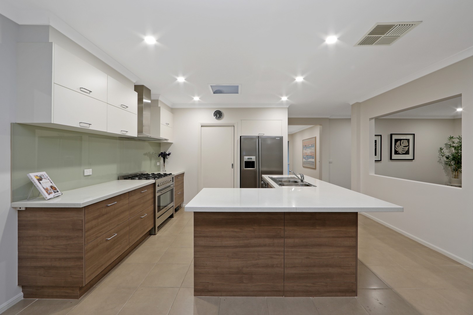 7 Kimbolton Drive, Lysterfield, VIC 3156, Lysterfield - Thumbnail 5
