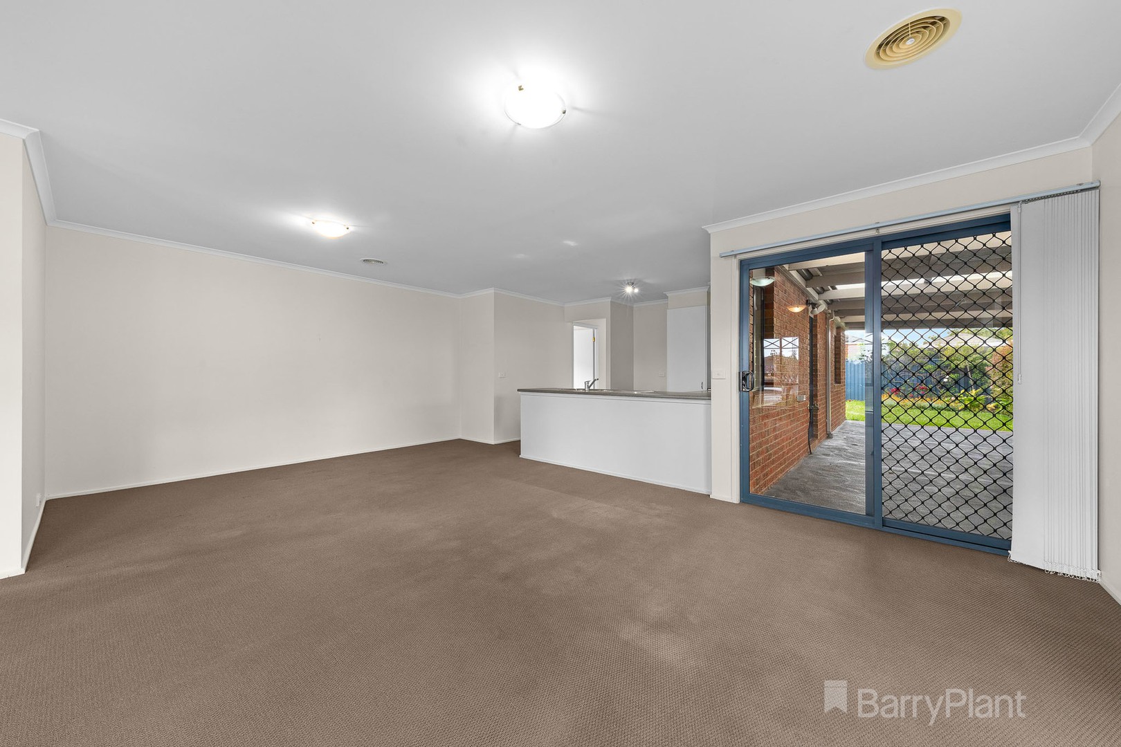 7 Kingsdale Crescent, Pakenham, VIC 3810, Pakenham - Thumbnail 5