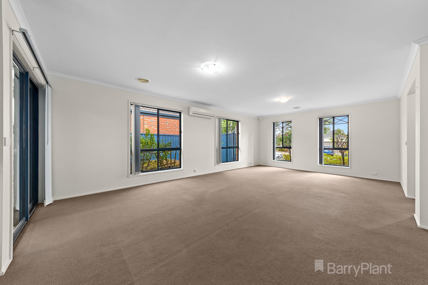 7 Kingsdale Crescent, Pakenham, VIC 3810, Pakenham - Thumbnail 6