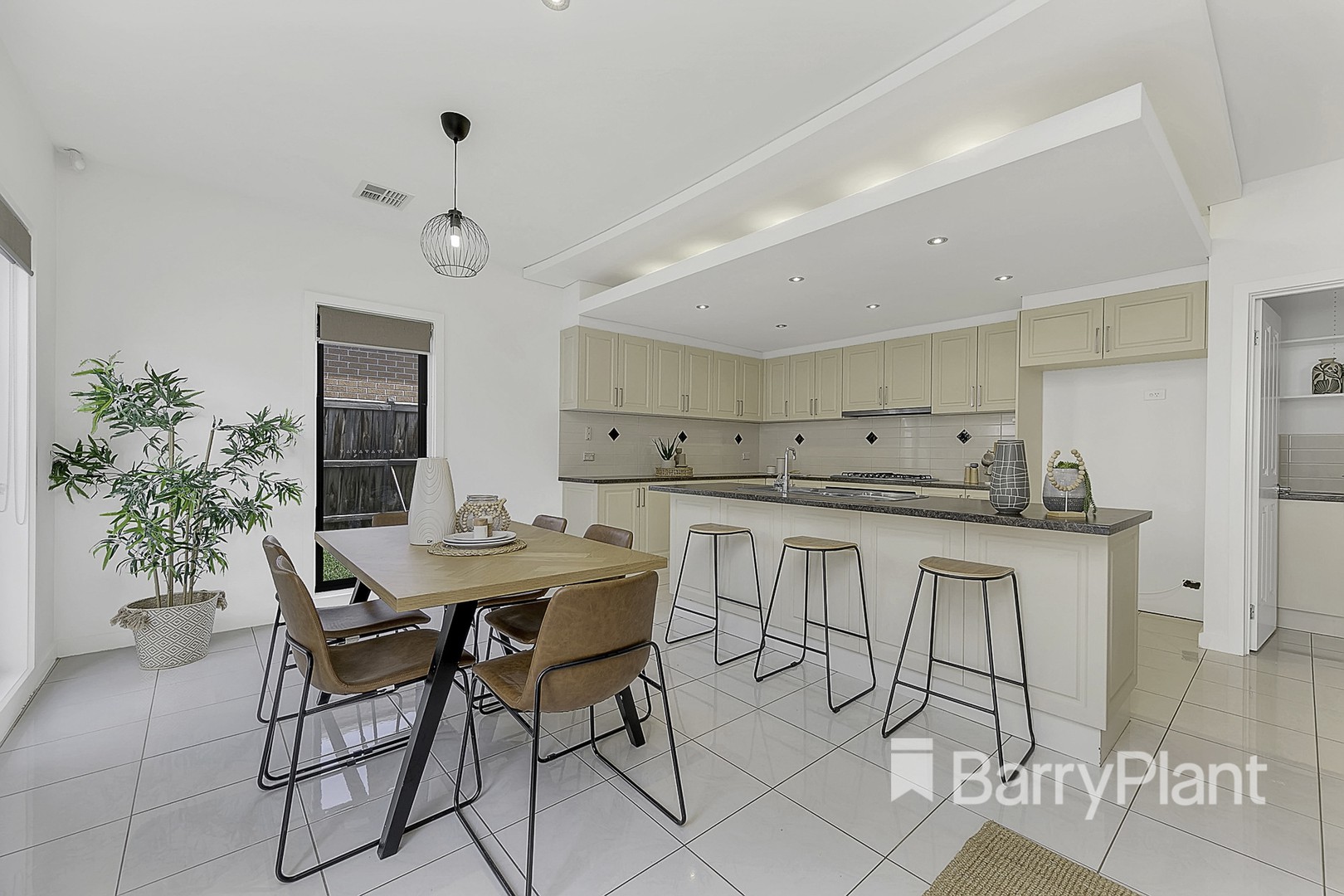 7 Lanata Street, South Morang, VIC 3752, South Morang - Thumbnail 5
