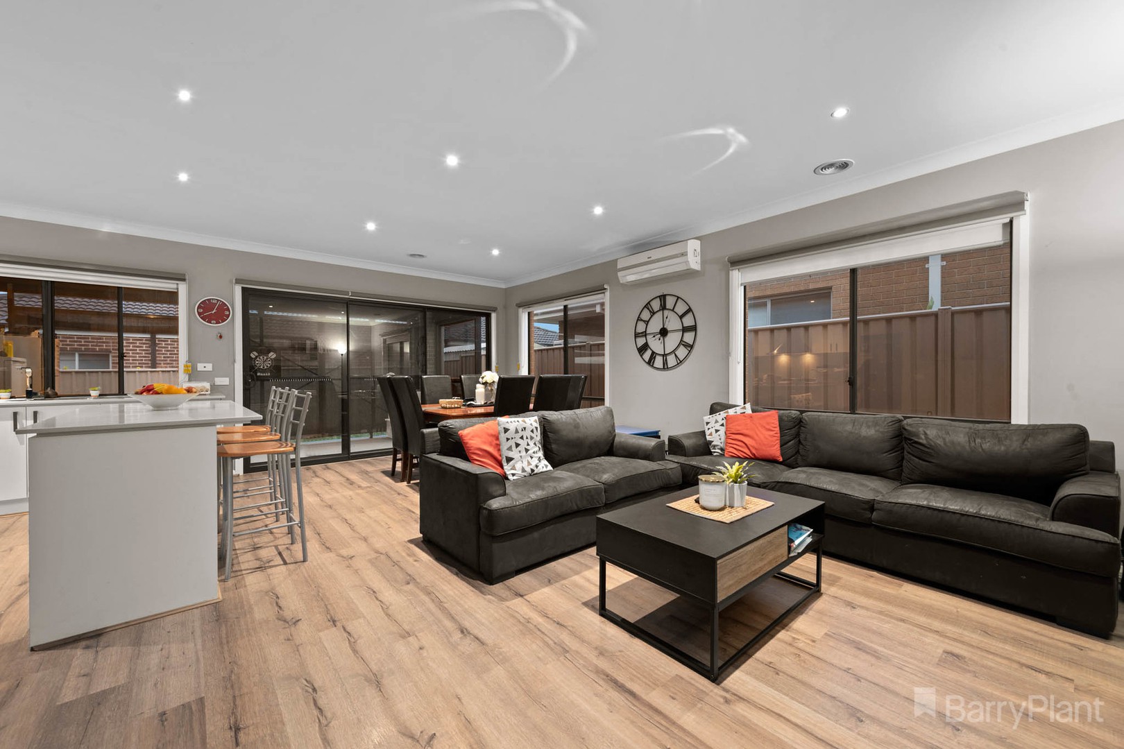 7 Leon Way, Pakenham, VIC 3810, Pakenham - Thumbnail 3