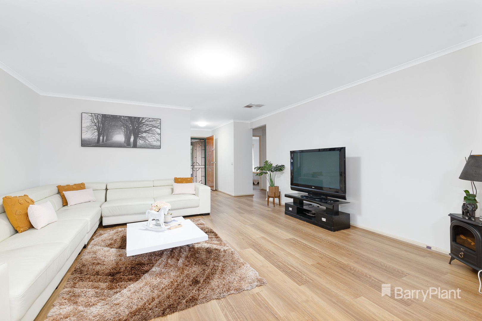 7 Linton Way, Meadow Heights, VIC 3048, Meadow Heights - Thumbnail 2