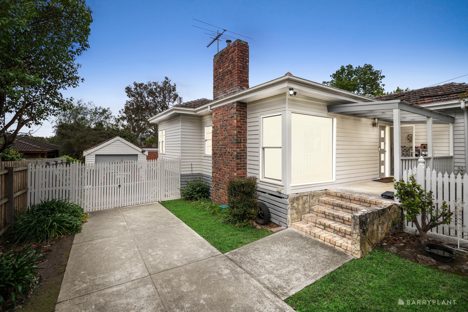 7 Lois Street, Ringwood East, VIC 3135 - Thumbnail 2 - 17/11/2025