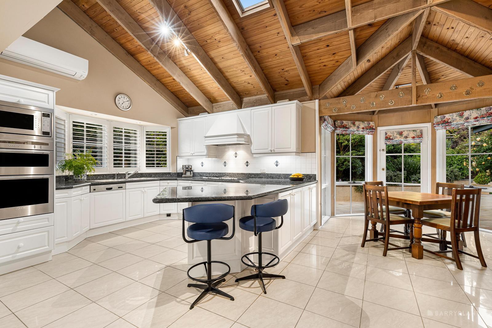 7 Lookover Road, Donvale, VIC 3111, Donvale - Thumbnail 4