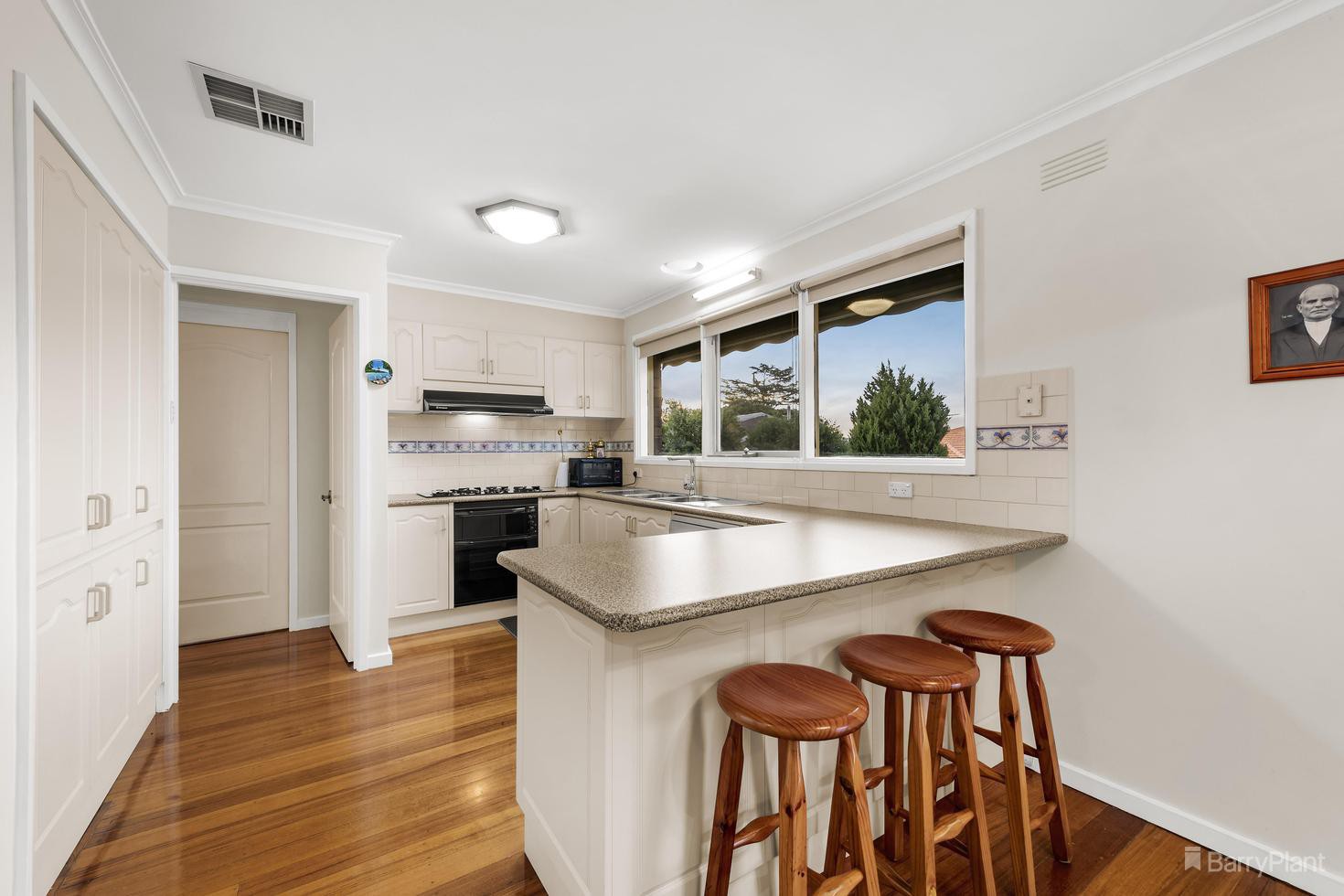 7 Lowan Avenue, Templestowe Lower, VIC 3107, Templestowe Lower - Thumbnail 3