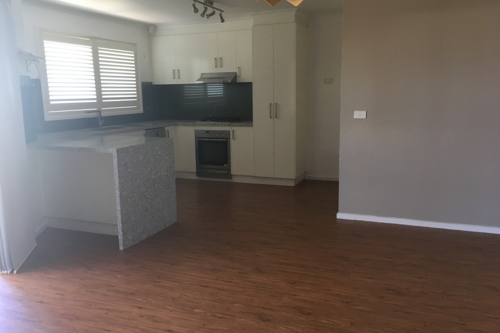 7 Macquarie Court, Mildura, VIC 3500 - Thumbnail 2 - 27/10/2025