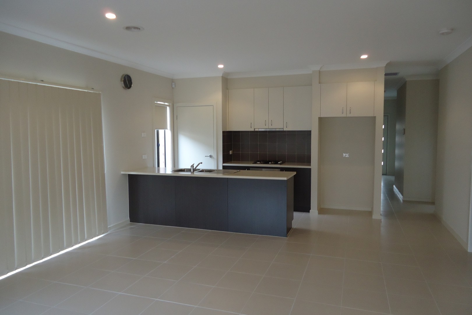7 Majestic Way, Point Cook, VIC 3030, Point Cook - Thumbnail 2