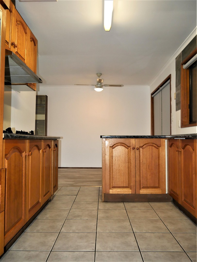 7 Margaret Court, Kurunjang, VIC 3337, Kurunjang - Thumbnail 3