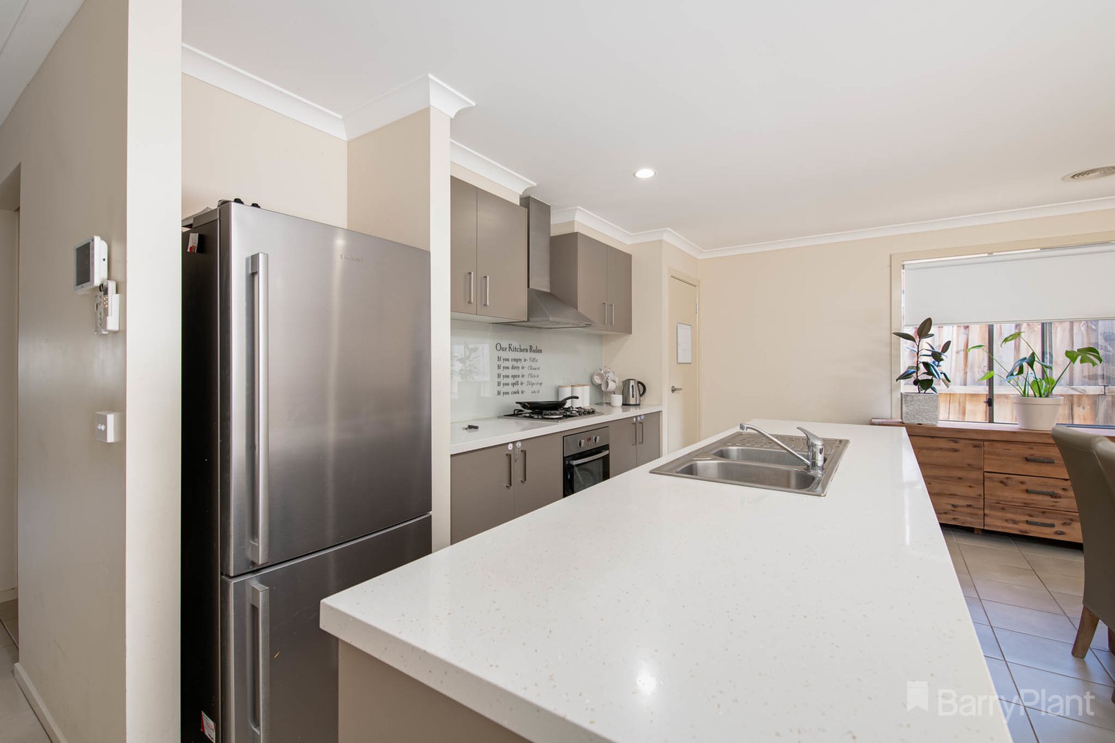 7 Markbeech Crescent, Officer, VIC 3809, Officer - Thumbnail 4