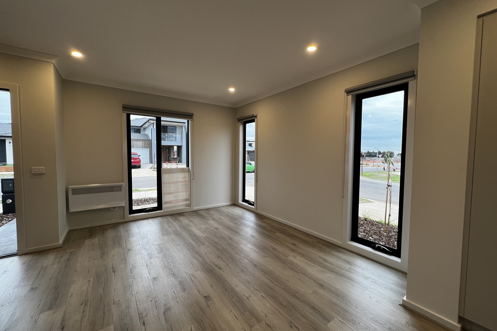 7 Maroon Way, Diggers Rest, VIC 3427 - Thumbnail 2 - 10/09/2026