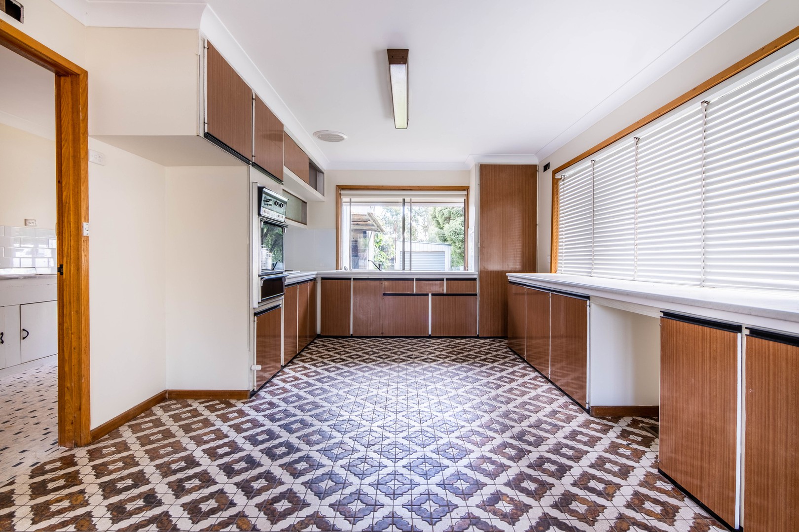 7 McDonald Street, Rushworth, VIC 3612 - Thumbnail 2 - 18/10/2021