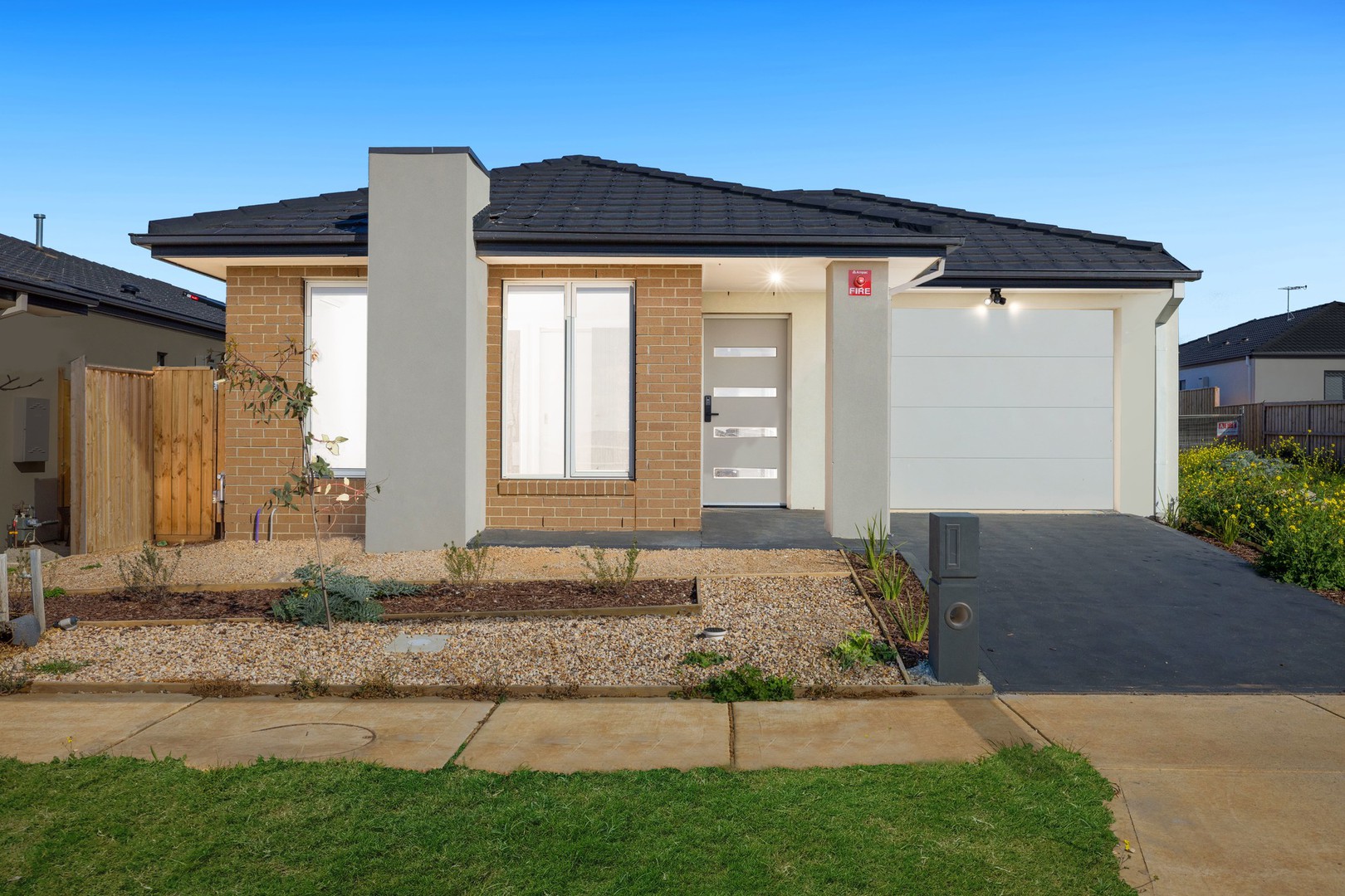 7 Meredith Street, Mambourin, VIC 3024 - Thumbnail 2 - 04/09/2025