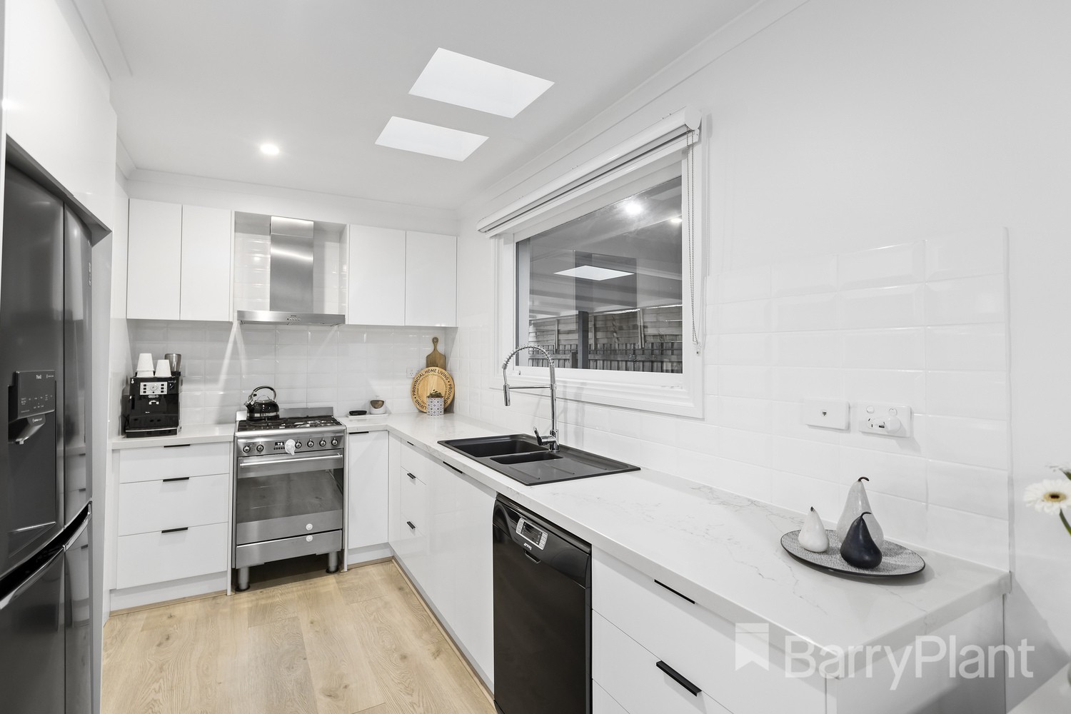 7 Merlewood Court, Bundoora, VIC 3083, Bundoora - Thumbnail 2