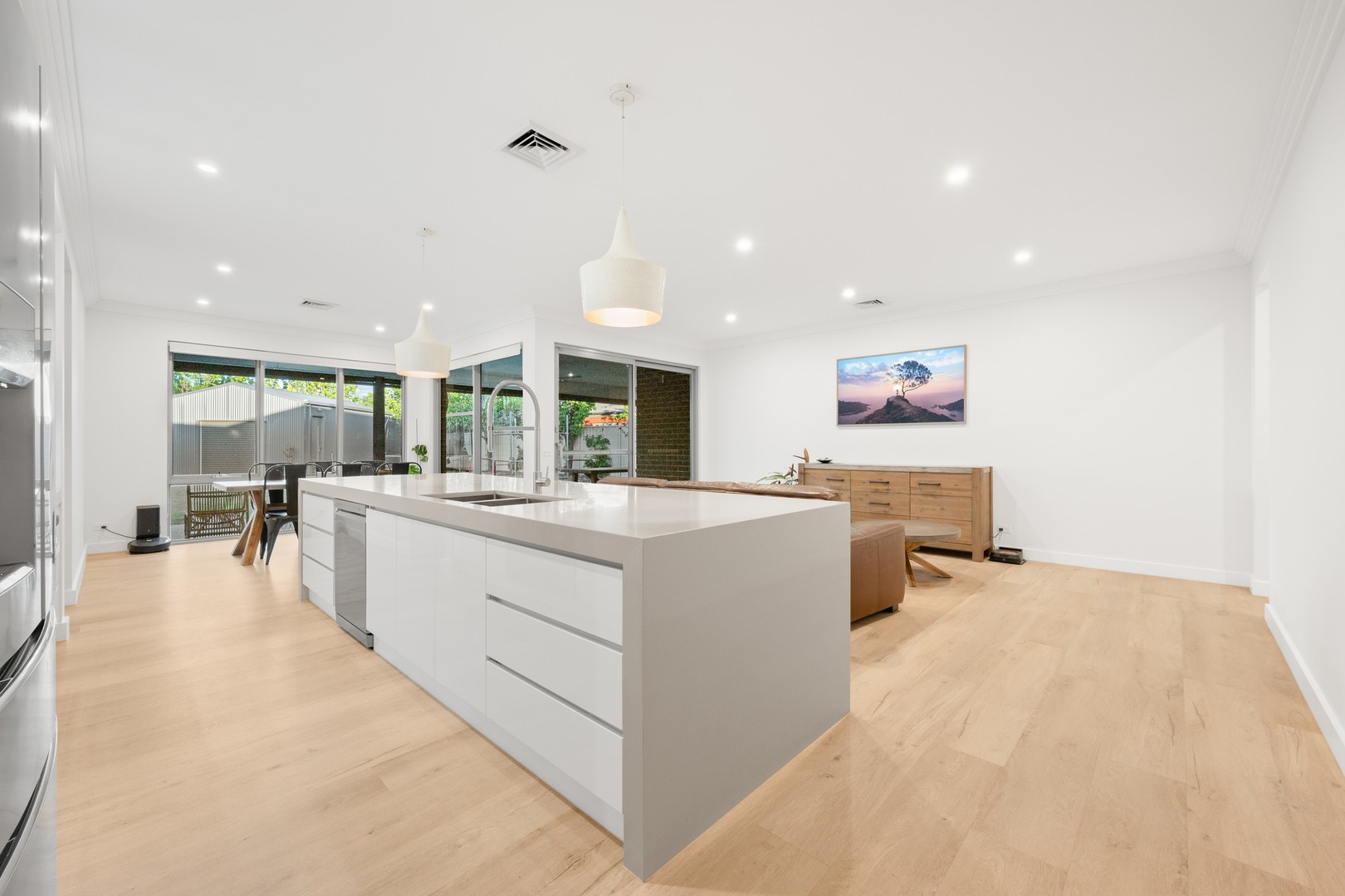 7 Miles Court, Mildura, VIC 3500, Mildura - Thumbnail 2