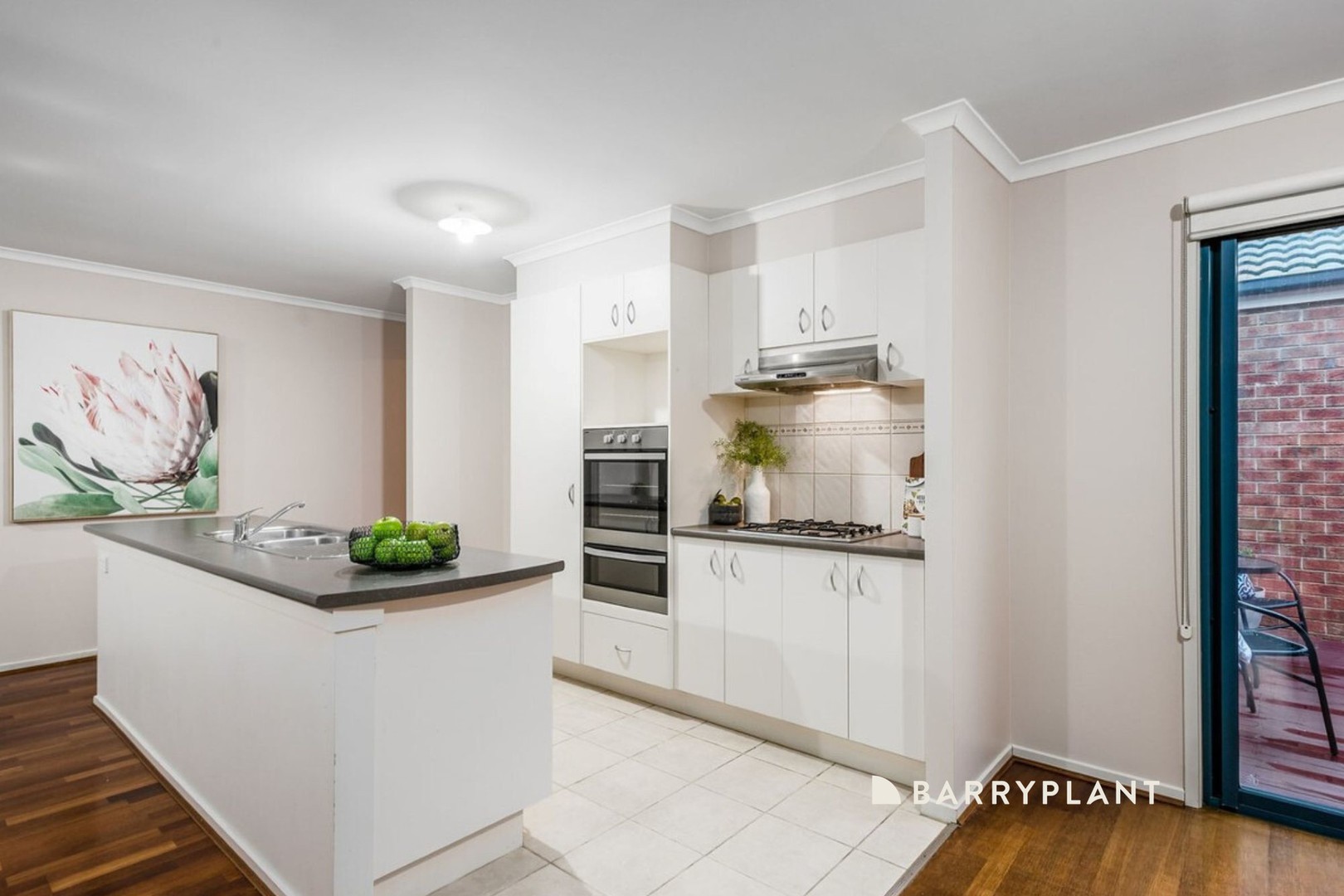 7 Minak Close, Narre Warren South, VIC 3805 - Thumbnail 2 - 14/08/2024