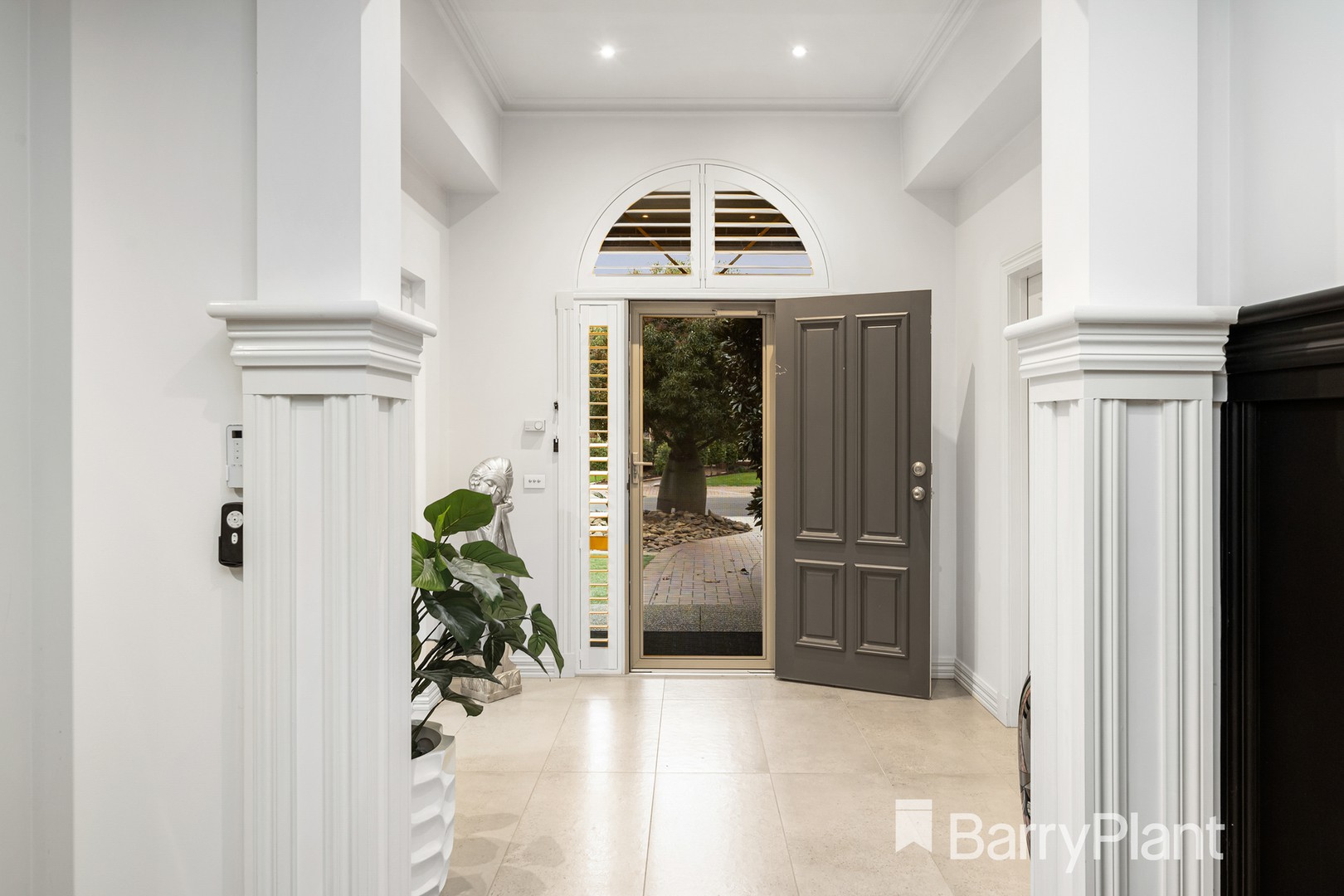 7 Mont-Alto Place, Werribee, VIC 3030, Werribee - Thumbnail 4