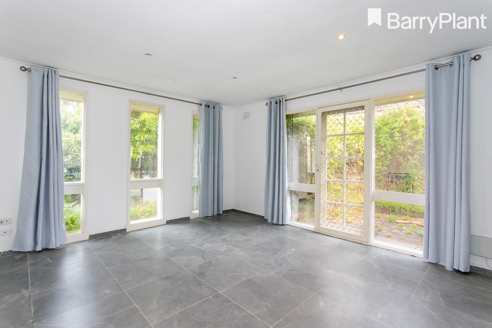 7 Myrtle Court, Frankston, VIC 3199, Frankston - Thumbnail 4