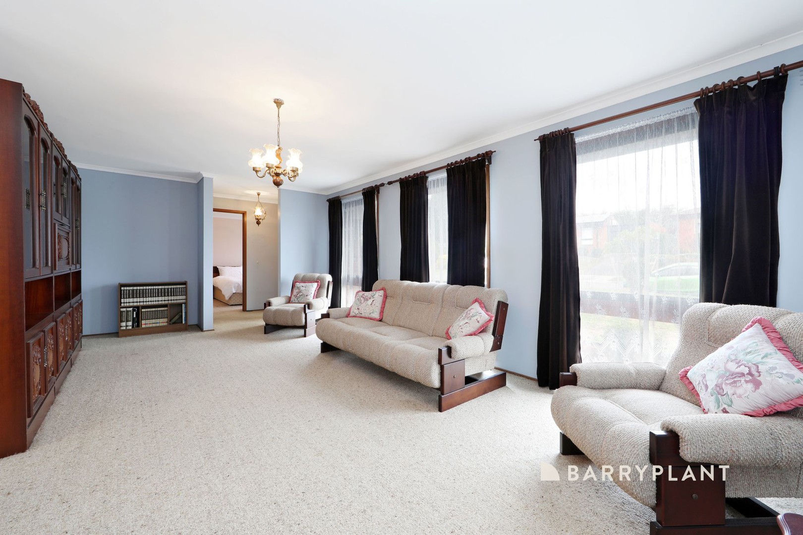 7 Nareen Avenue, Endeavour Hills, VIC 3802 - Thumbnail 2 - 15/04/2026