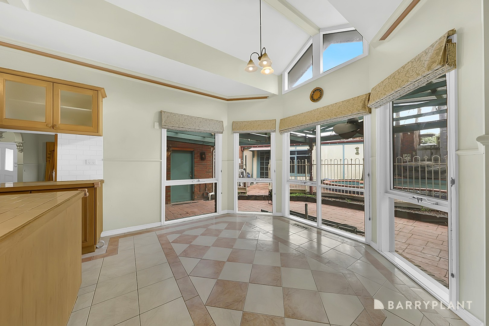 7 Nevern Court, Mill Park, VIC 3082, Mill Park - Thumbnail 4