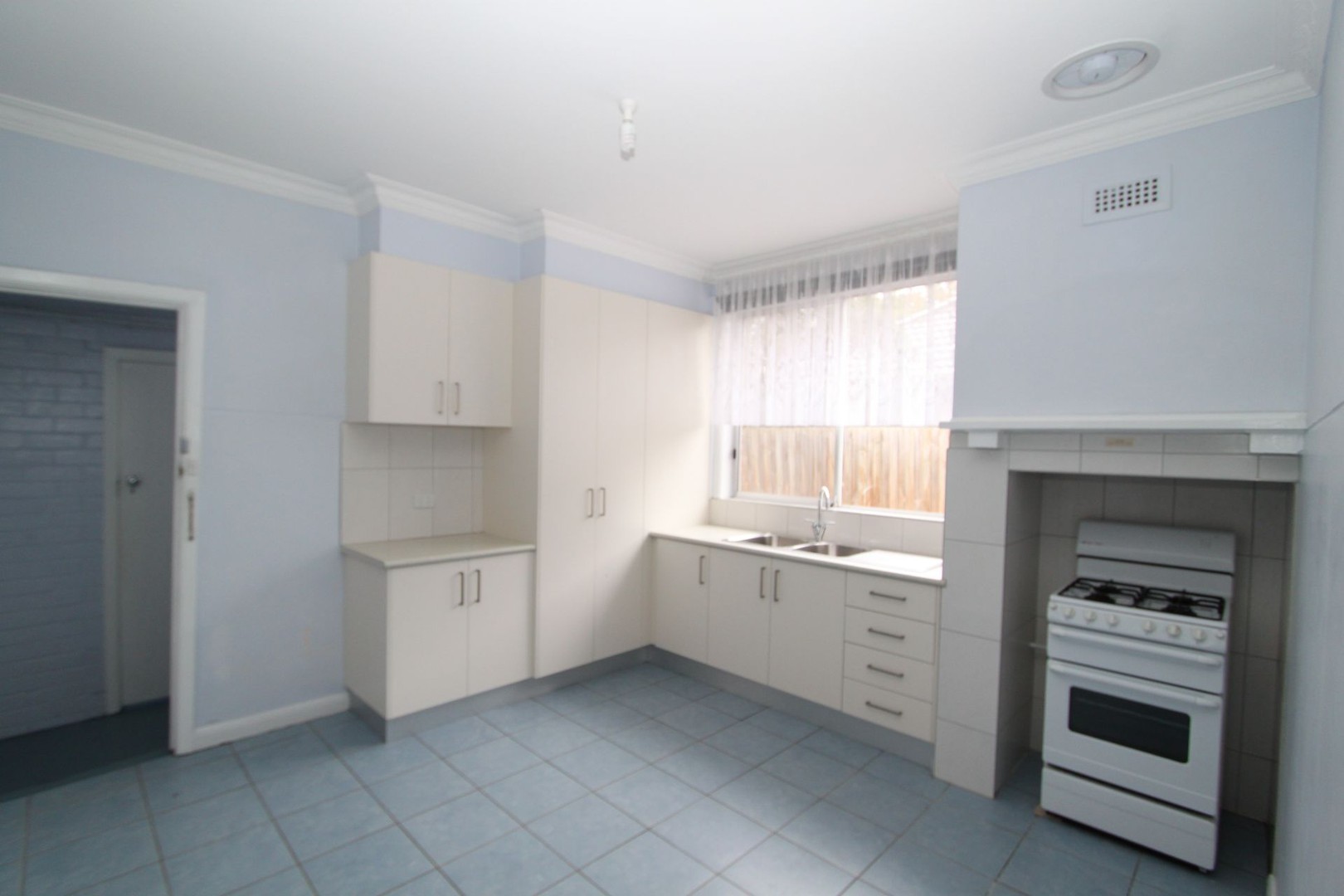 7 Newmarket Street, Northcote, VIC 3070, Northcote - Thumbnail 2