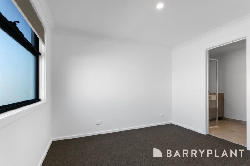 7 Noble Mews, Clyde North, VIC 3978, Clyde North - Thumbnail 5