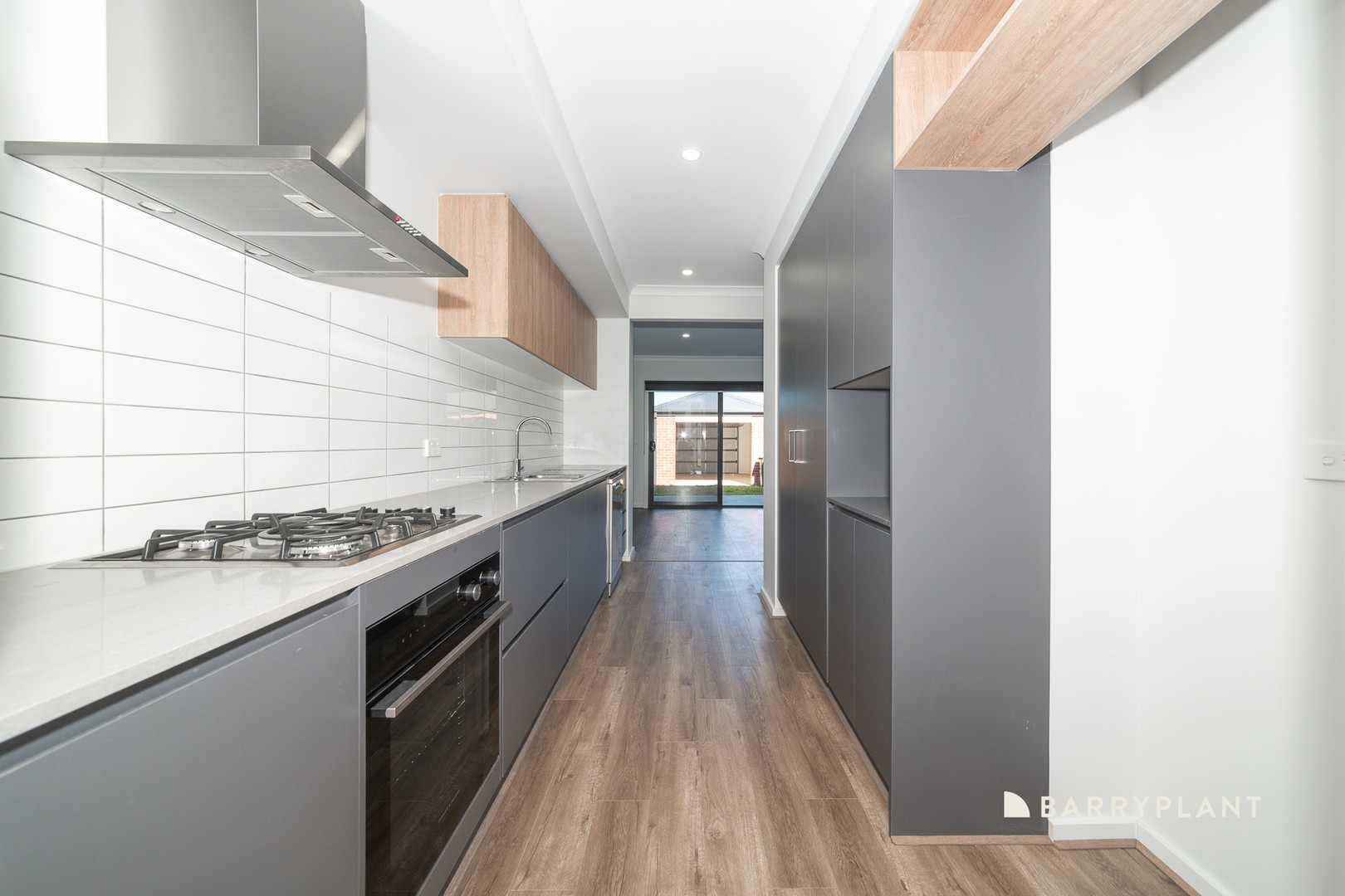 7 Nyon Walk, Wollert, VIC 3750 - Thumbnail 1 - 19/08/2025