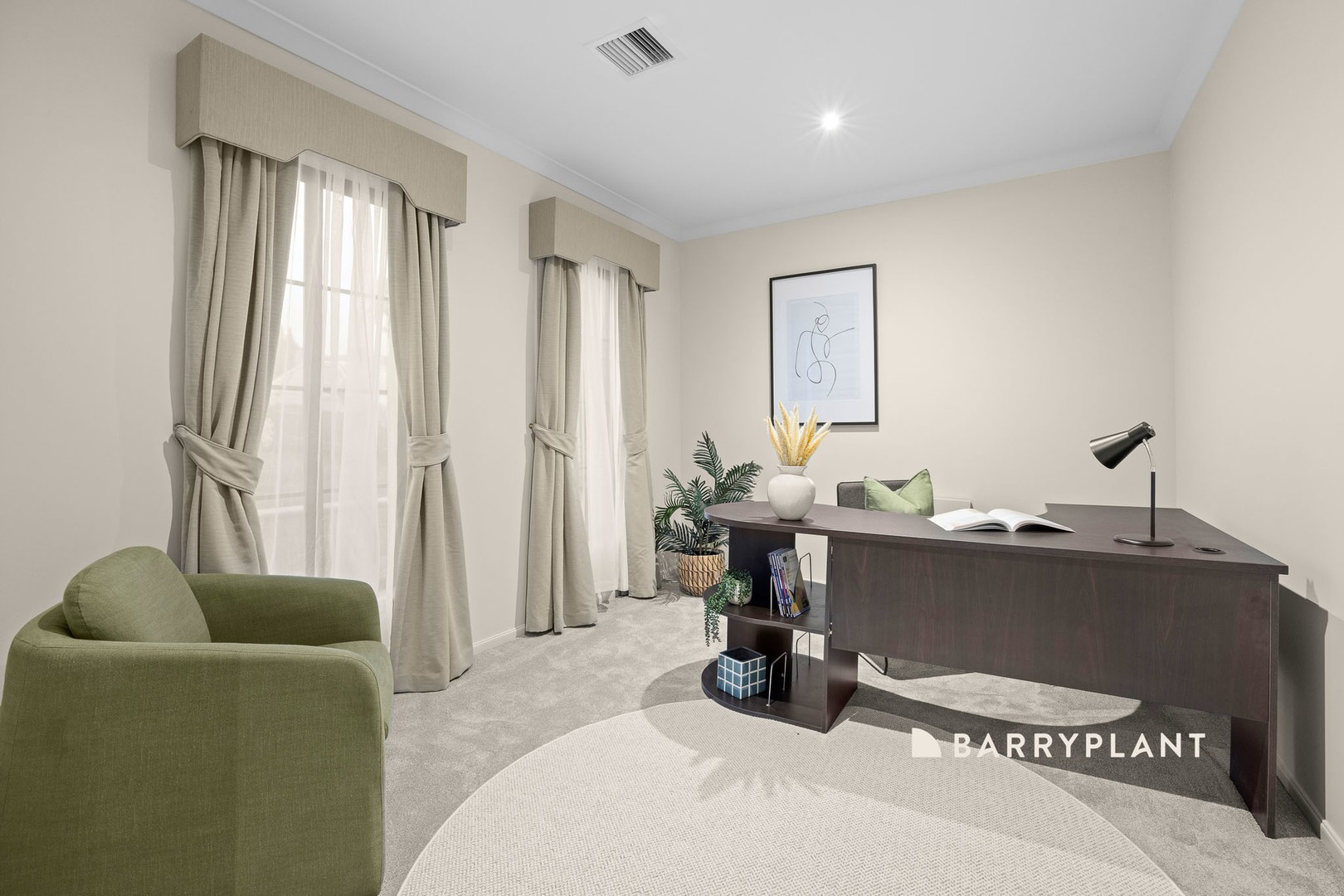 7 Oakland Drive, Hampton Park, VIC 3976 - Thumbnail 2 - 03/09/2025