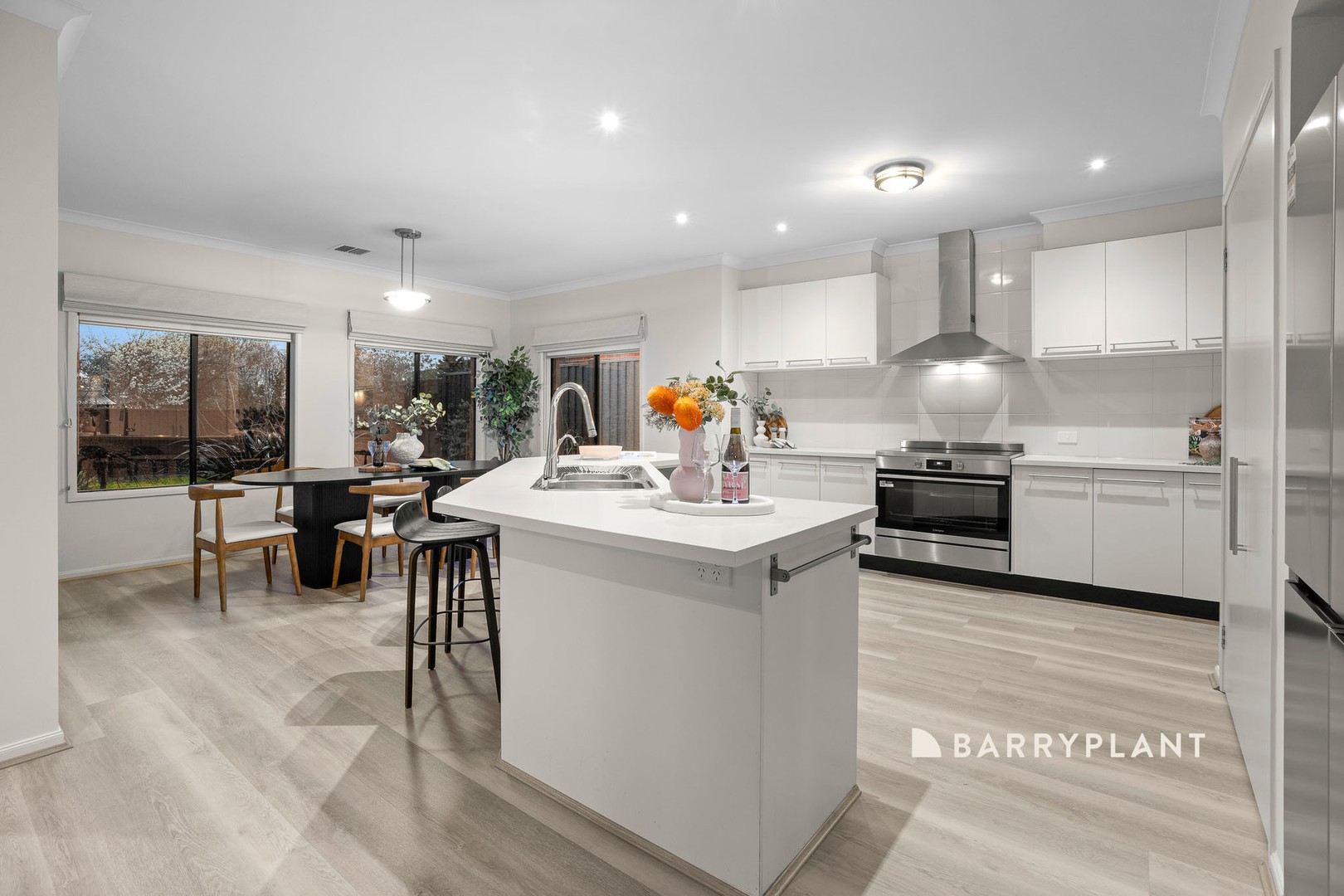 7 Oakland Drive, Hampton Park, VIC 3976, Hampton Park - Thumbnail 5