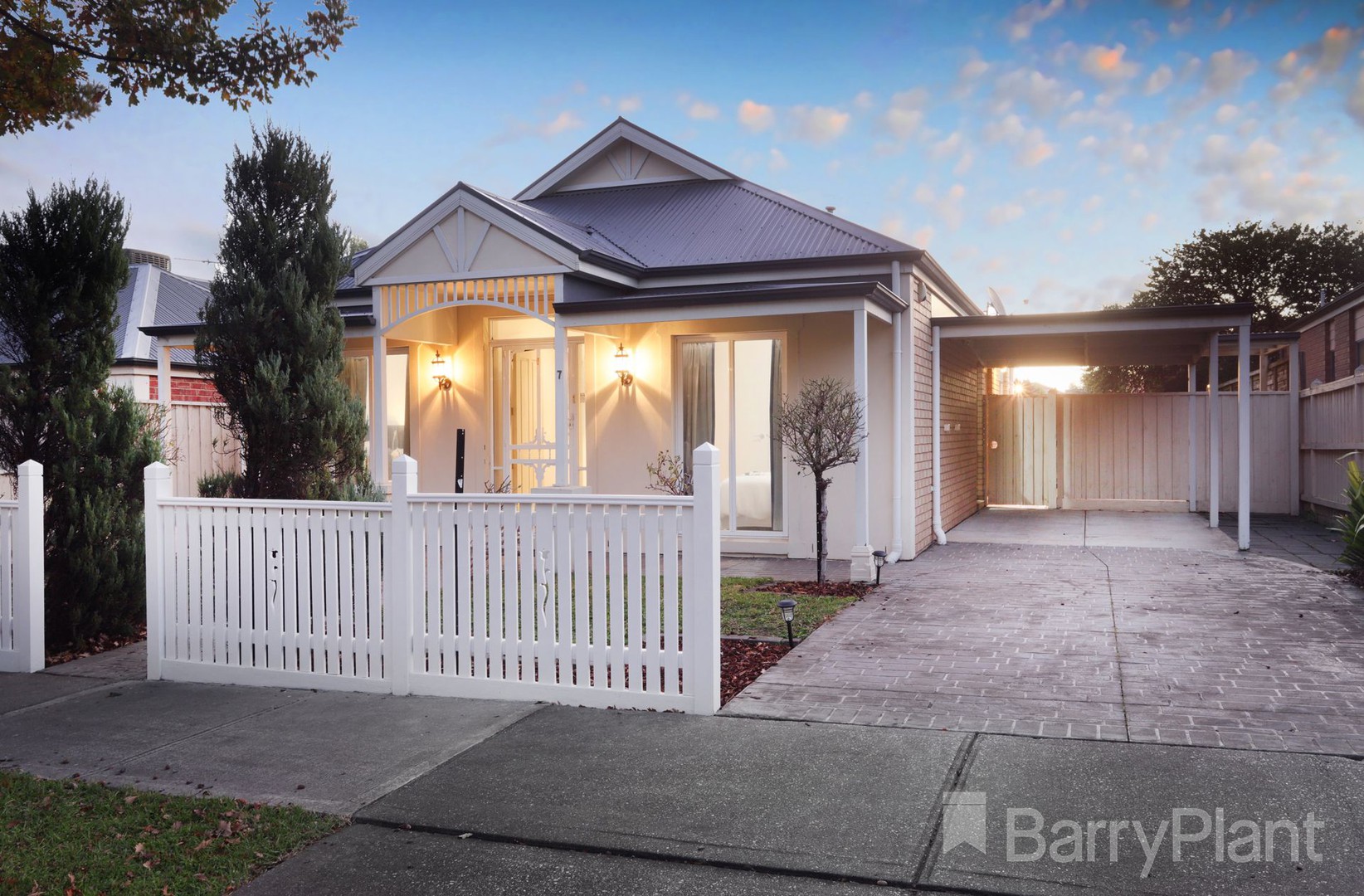 7 Oakville Place, Craigieburn, VIC 3064, Craigieburn - Thumbnail 4