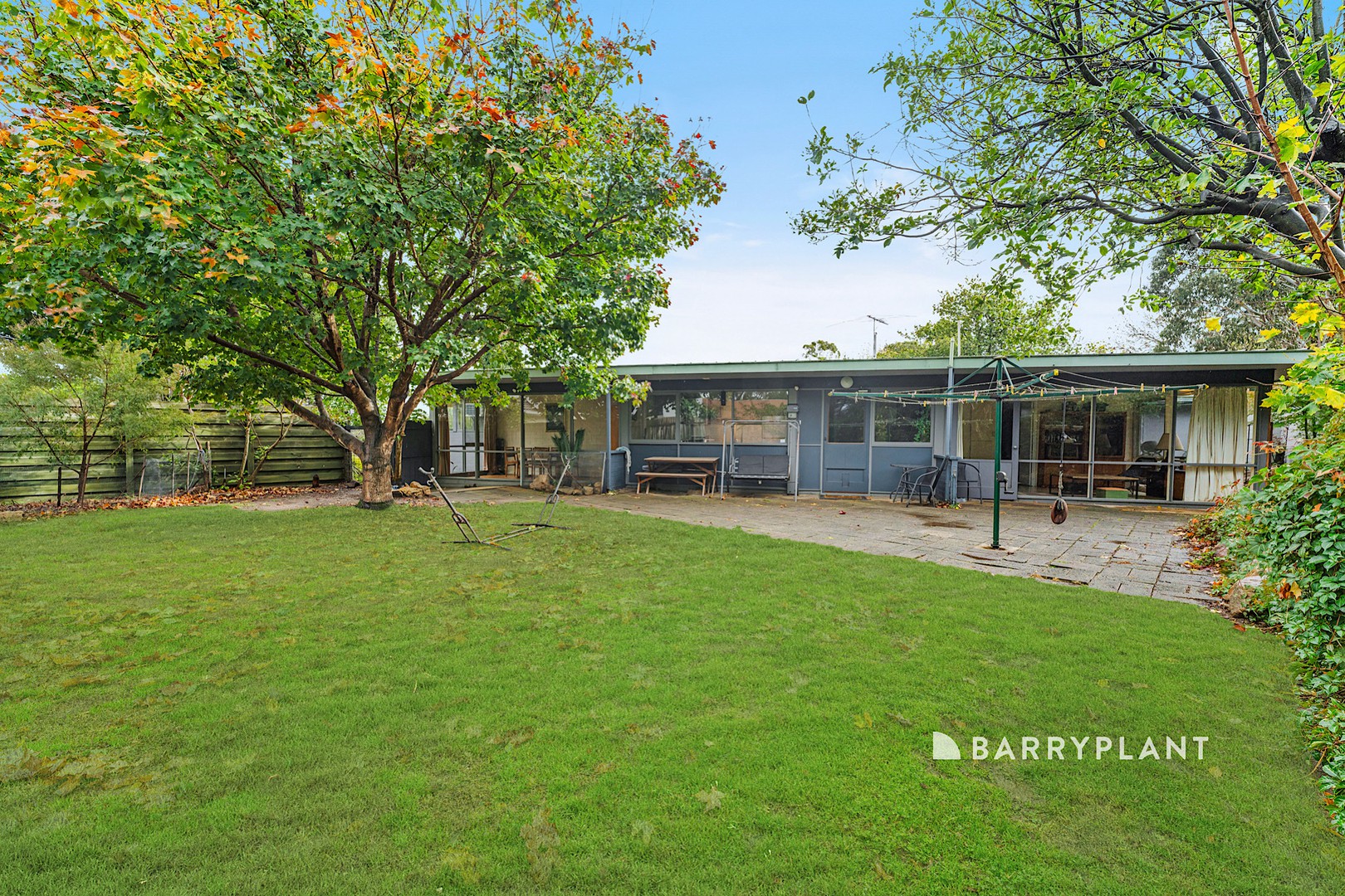 7 Oakwood Court, Narre Warren, VIC 3805 - Thumbnail 2 - 13/05/2026